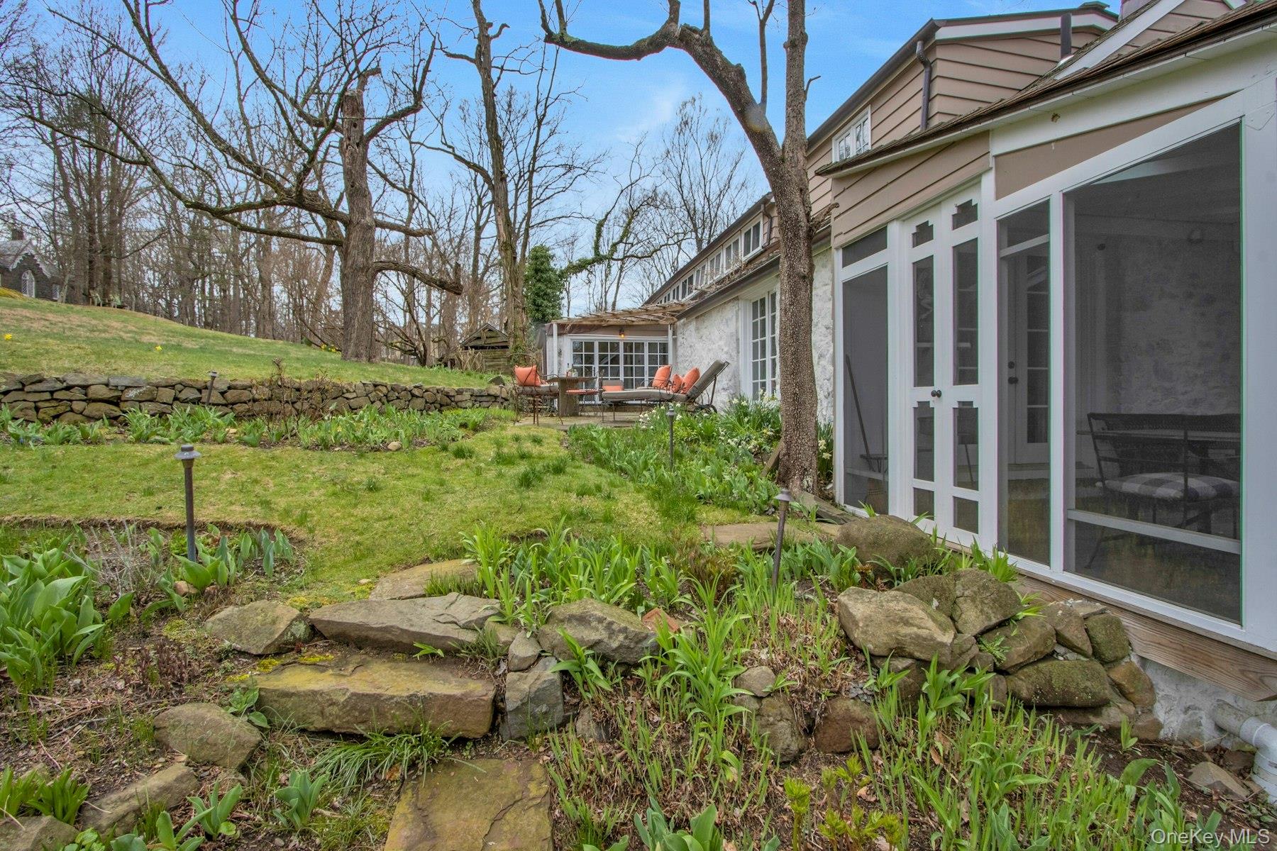 75 Washington Spring Road, Palisades, NY 10964