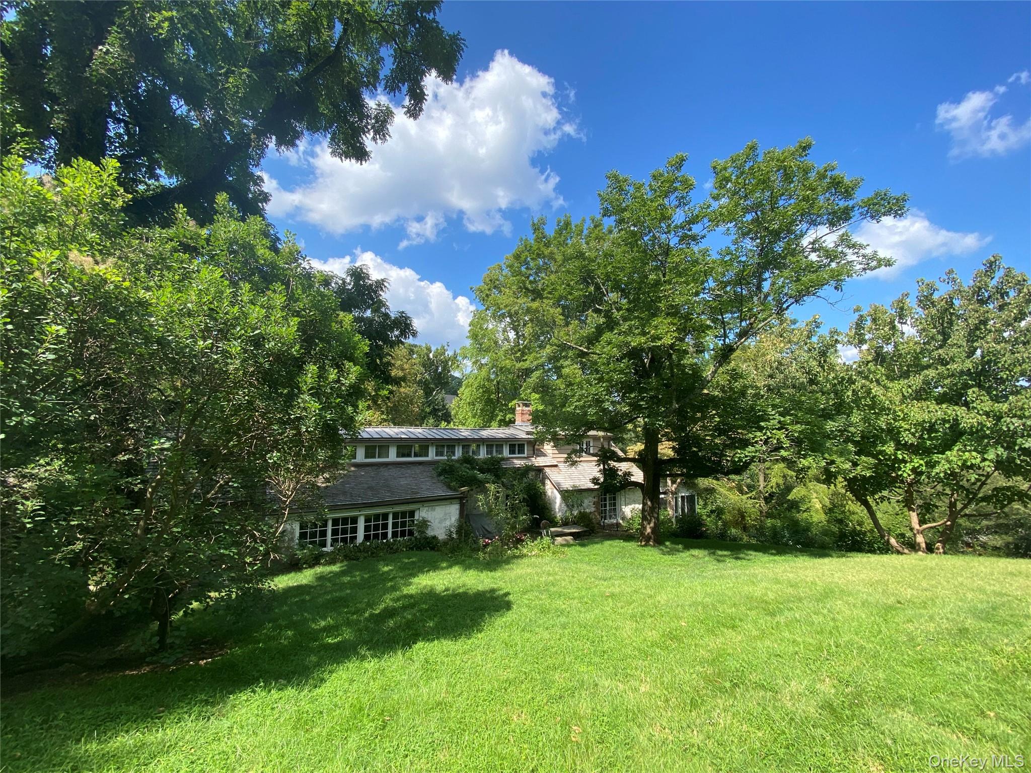 75 Washington Spring Road, Palisades, NY 10964