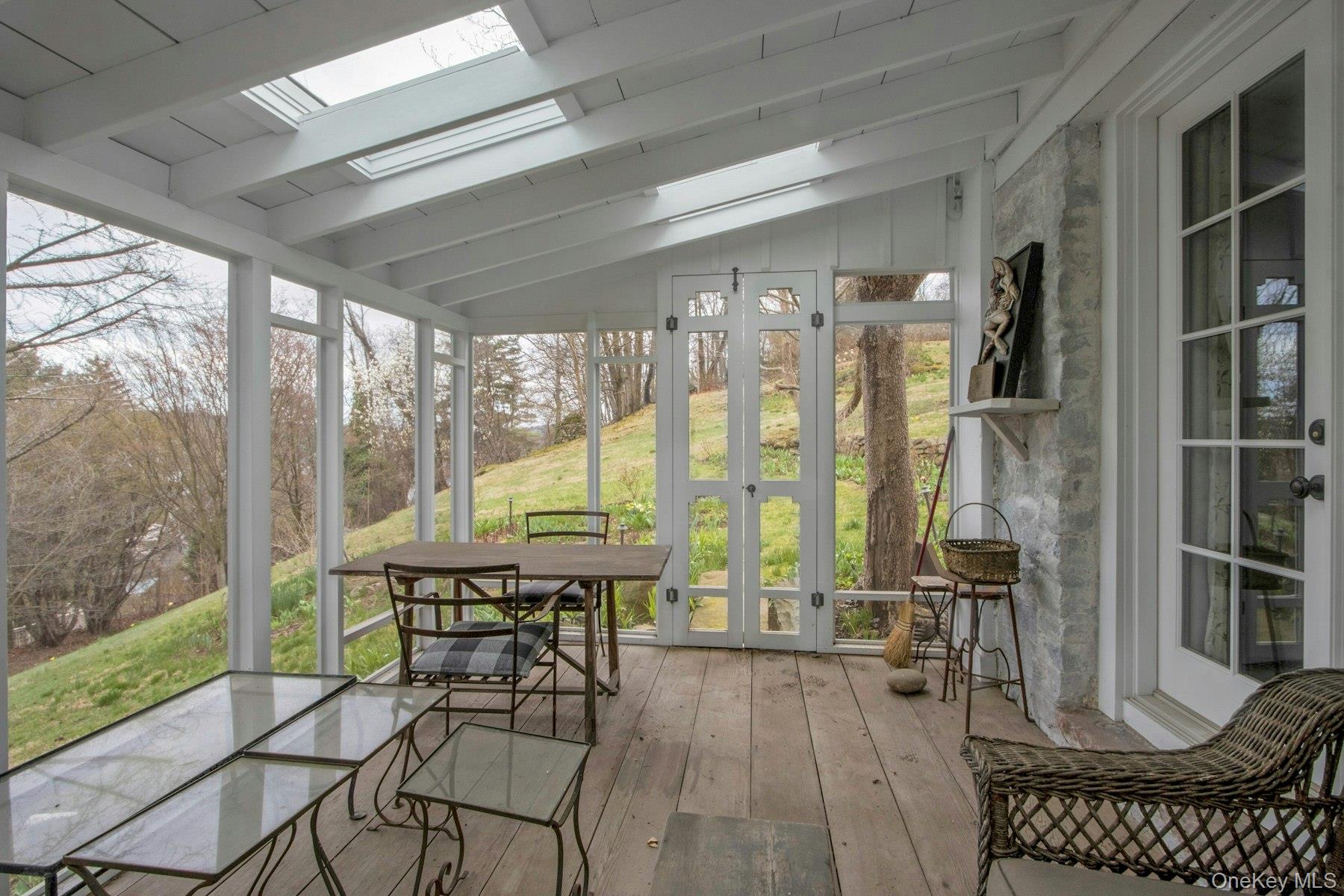 75 Washington Spring Road, Palisades, NY 10964