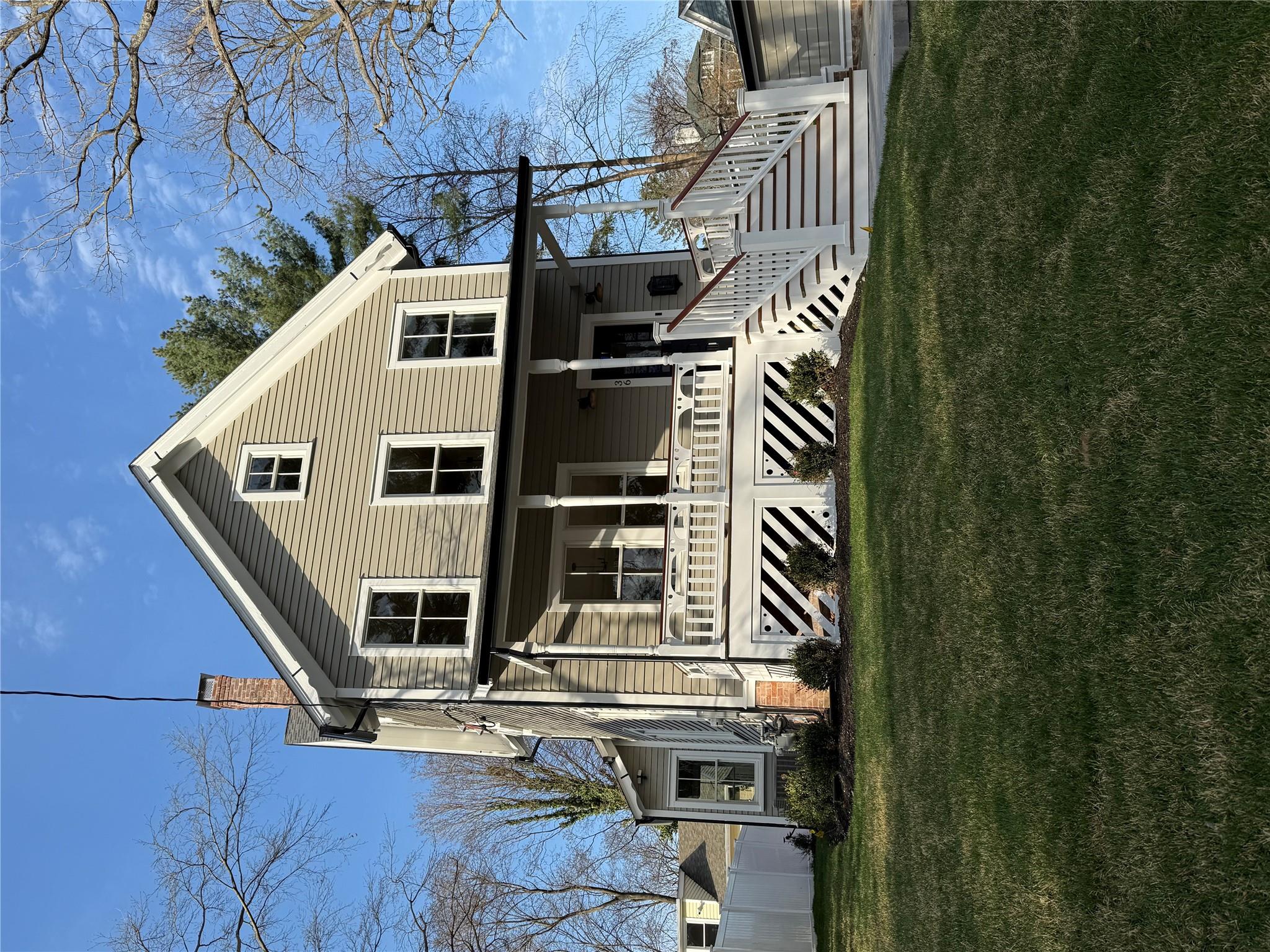 36 Douglas Ave, Northport, NY 11768