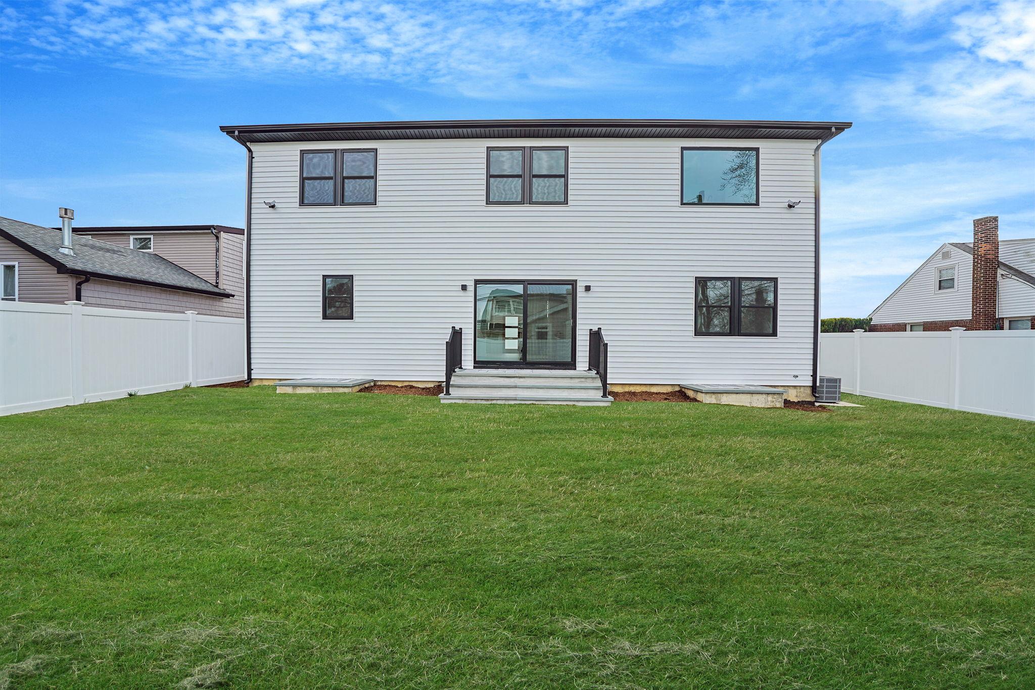 1870 Oakland Avenue, Wantagh, NY 11793