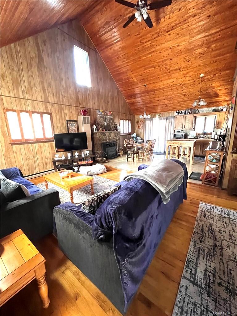 45 W Adirondack Trail, Smallwood, NY 12778