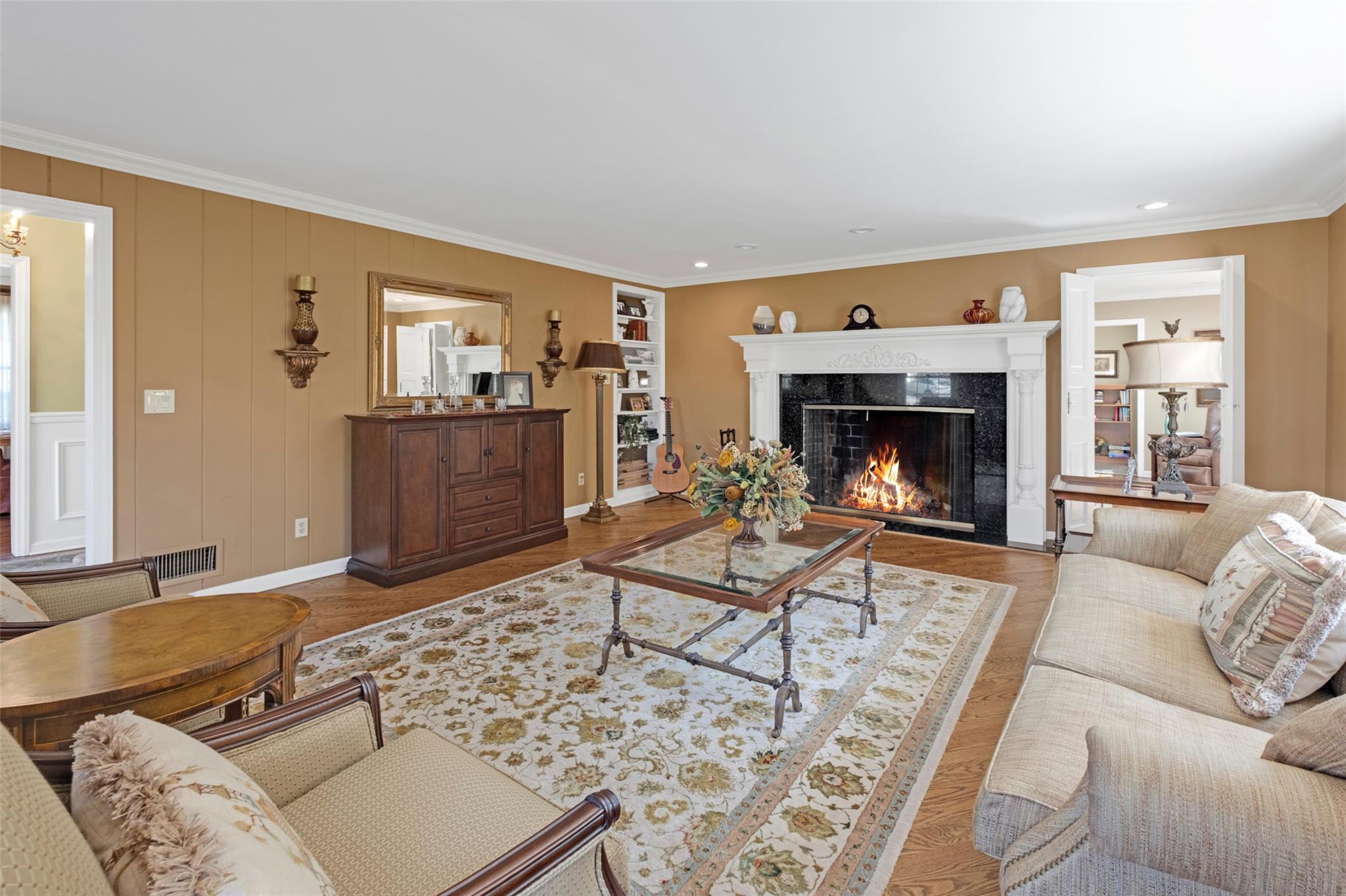 336 Nassau Avenue, Manhasset, NY 11030