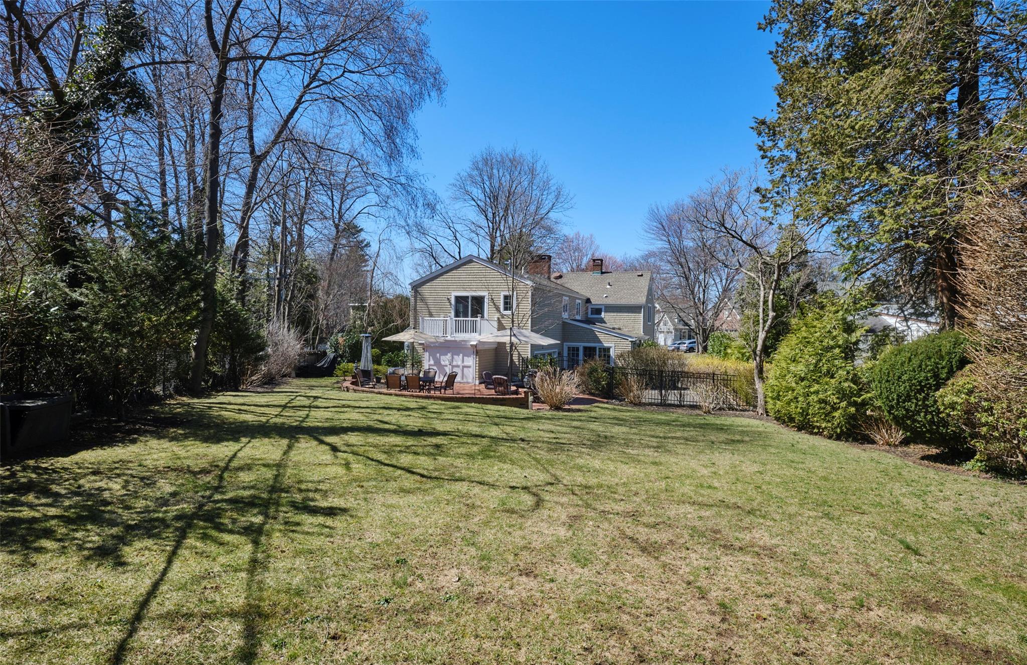 336 Nassau Avenue, Manhasset, NY 11030