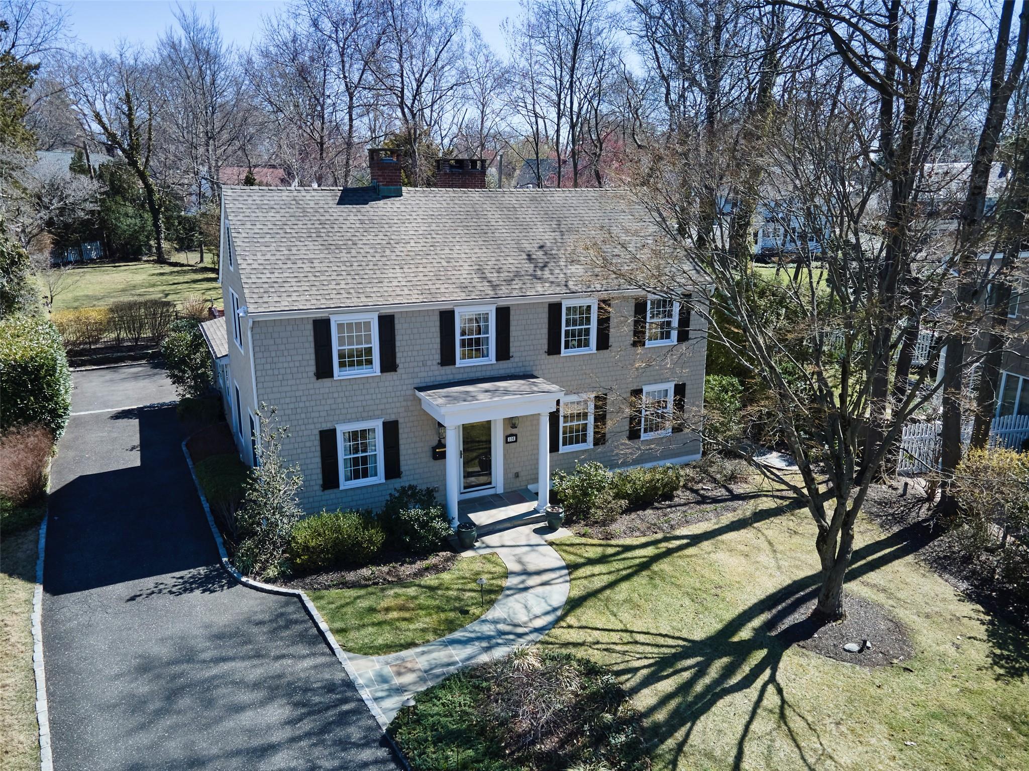 336 Nassau Avenue, Manhasset, NY 11030