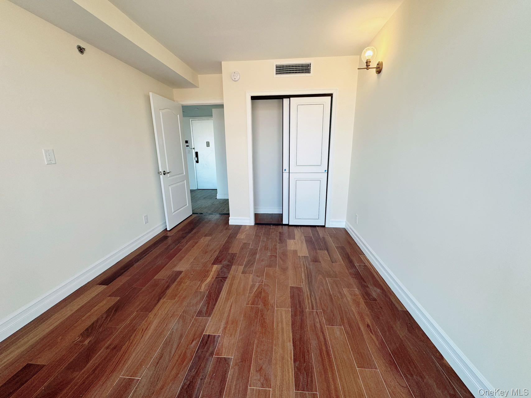 65-18 Austin St # 7B, Rego Park, NY 11374