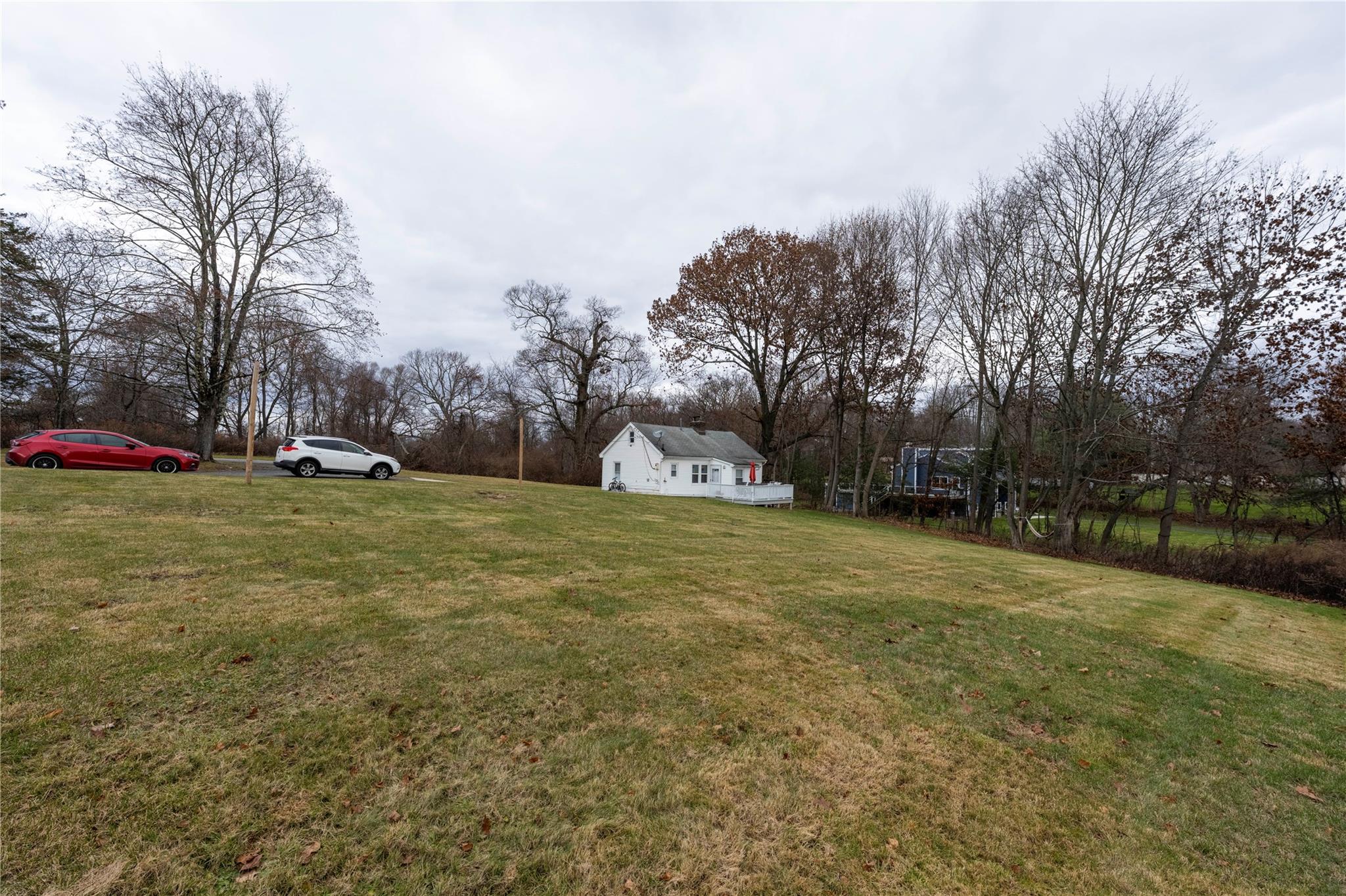 128 Mahopac Avenue, Granite Springs, NY 10527