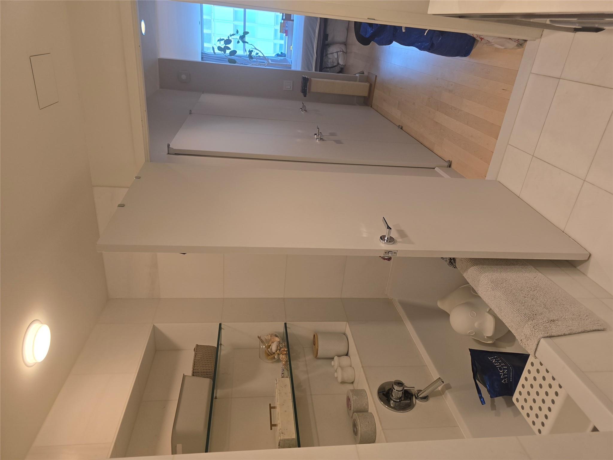 15 Broad Street # 2016, New York (Manhattan), NY 10005