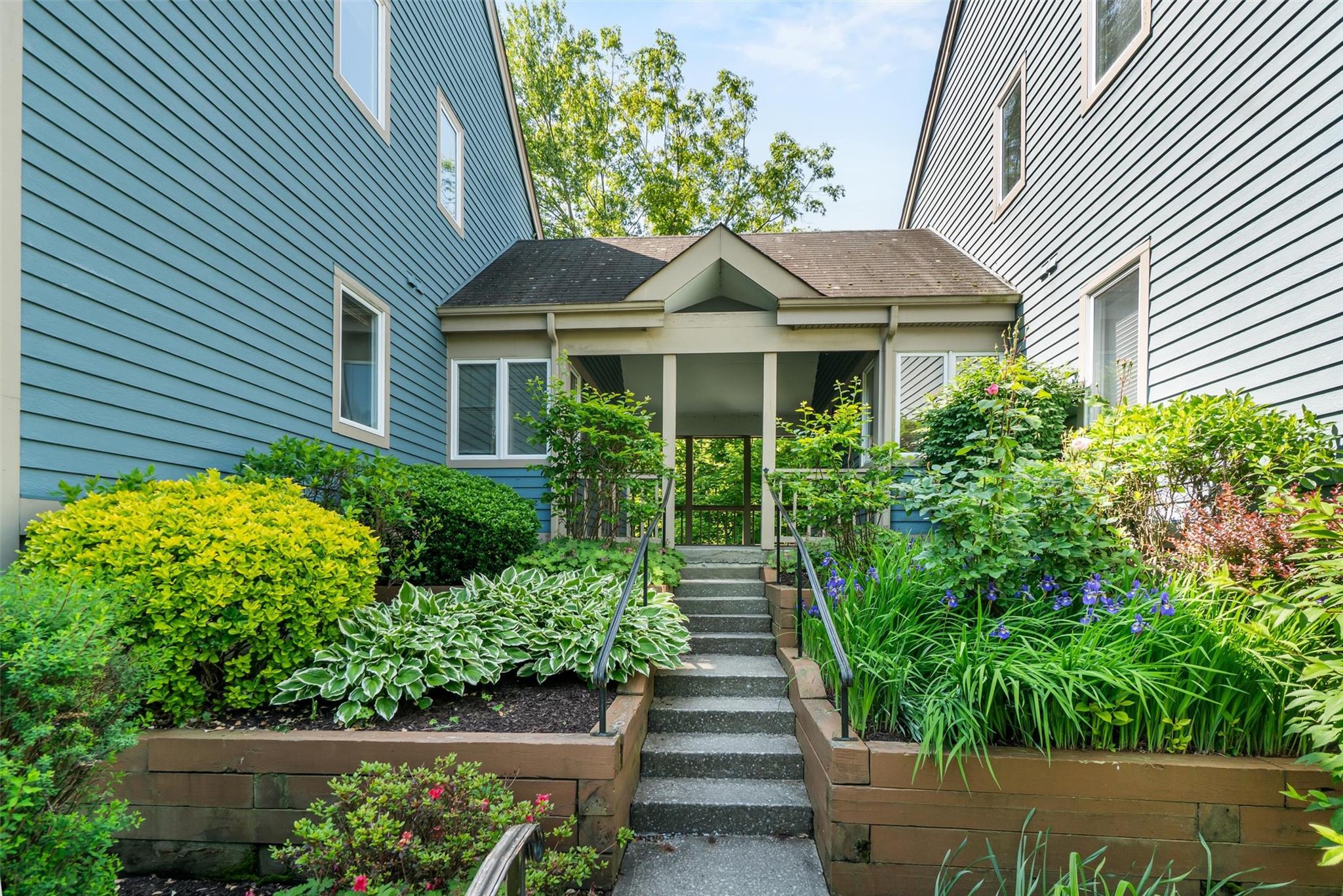 5702 Manor Drive # 5702, Peekskill, NY 10566