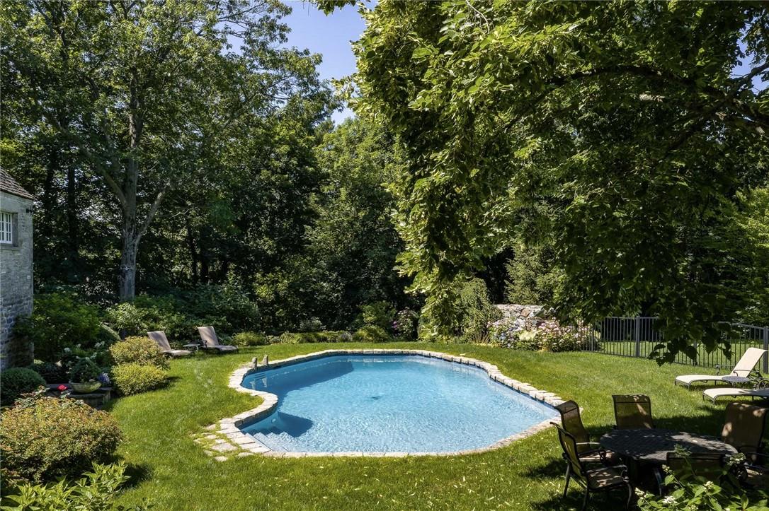 15 Archer Road, Harrison, NY 10528