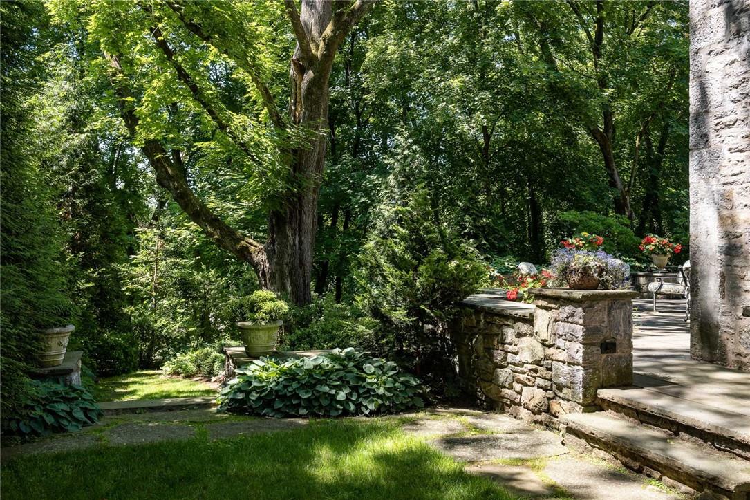 15 Archer Road, Harrison, NY 10528