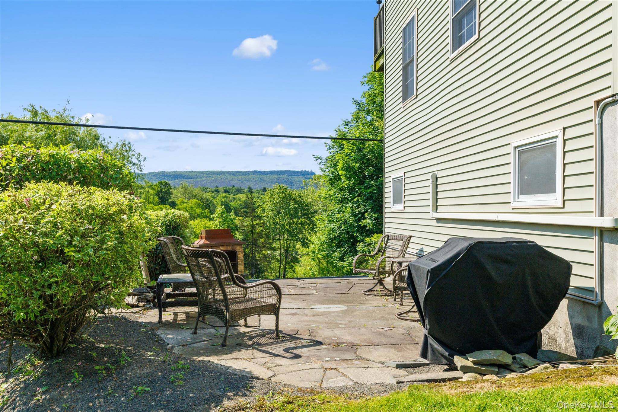 19 Pompeys Cave Road, High Falls, NY 12440