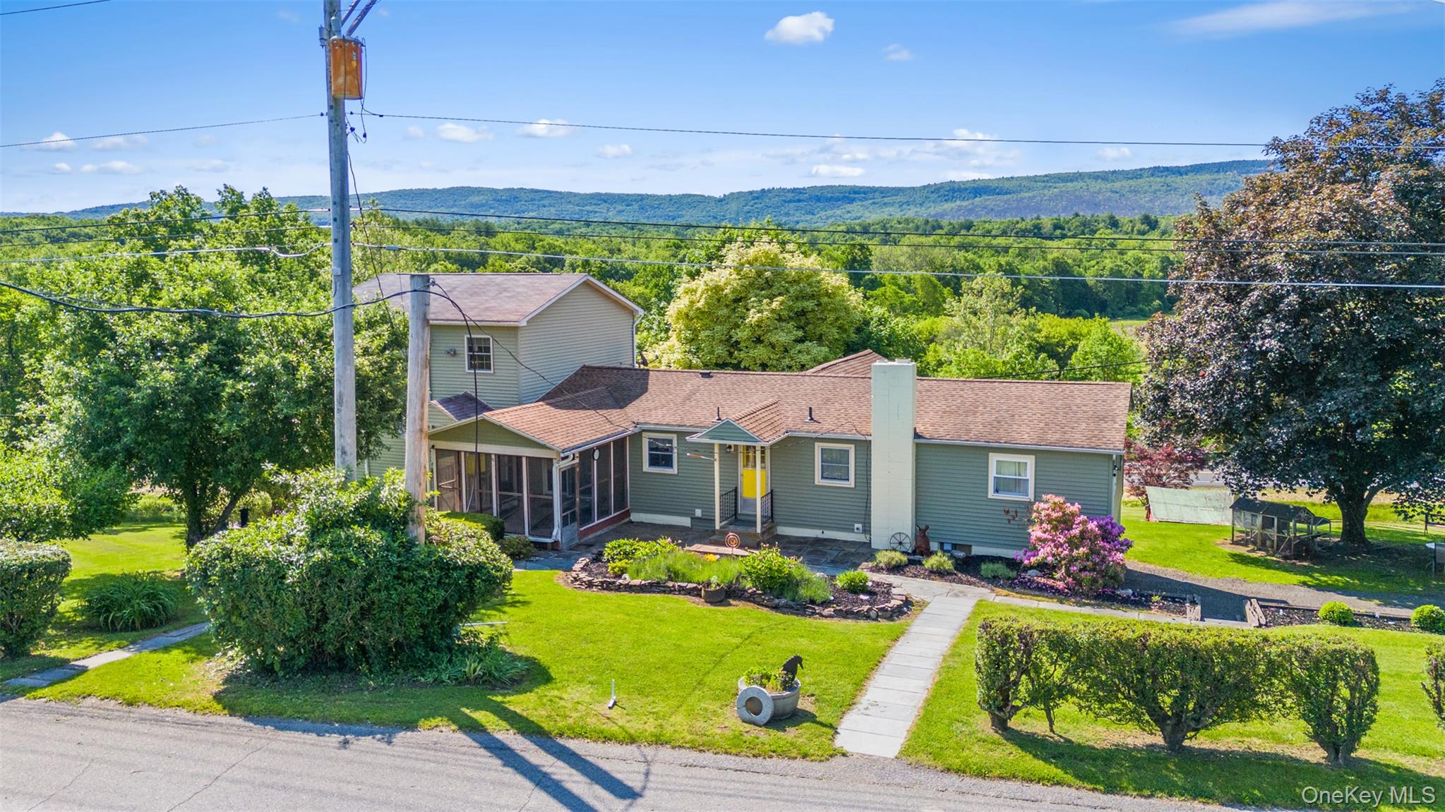 19 Pompeys Cave Road, High Falls, NY 12440