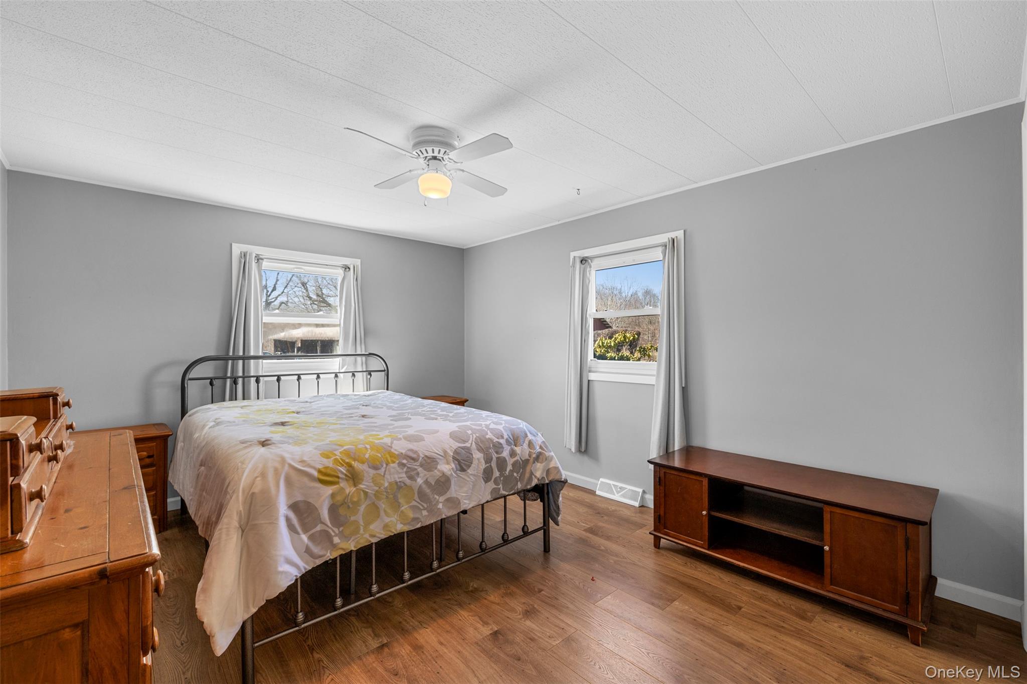 19 Pompeys Cave Road, High Falls, NY 12440