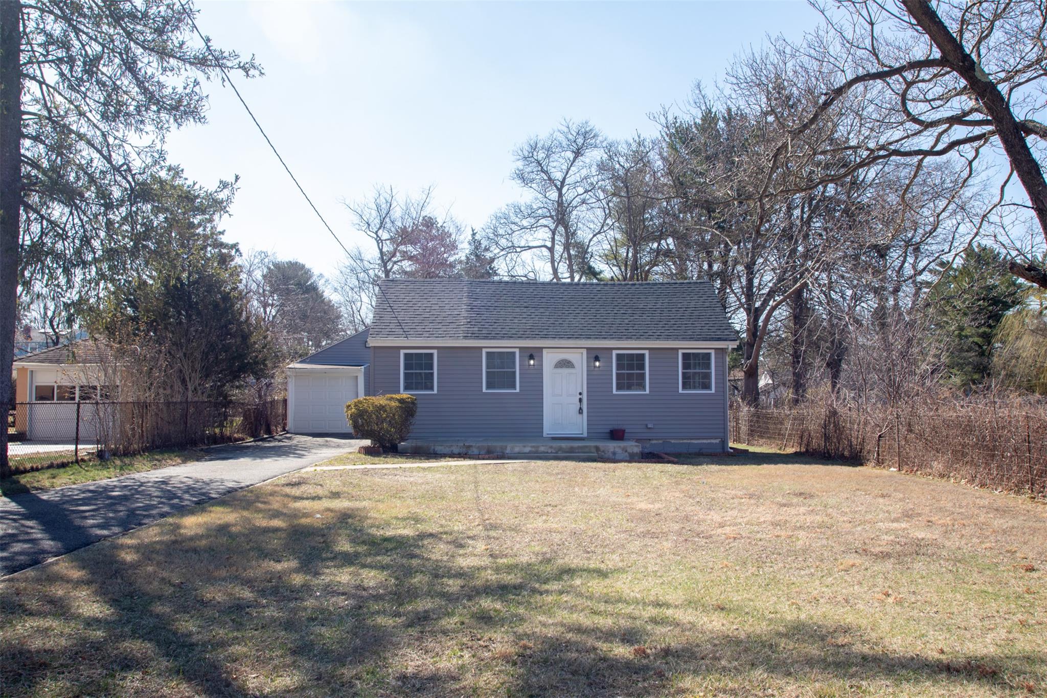 4A Ralph Avenue, Brentwood, NY 11717