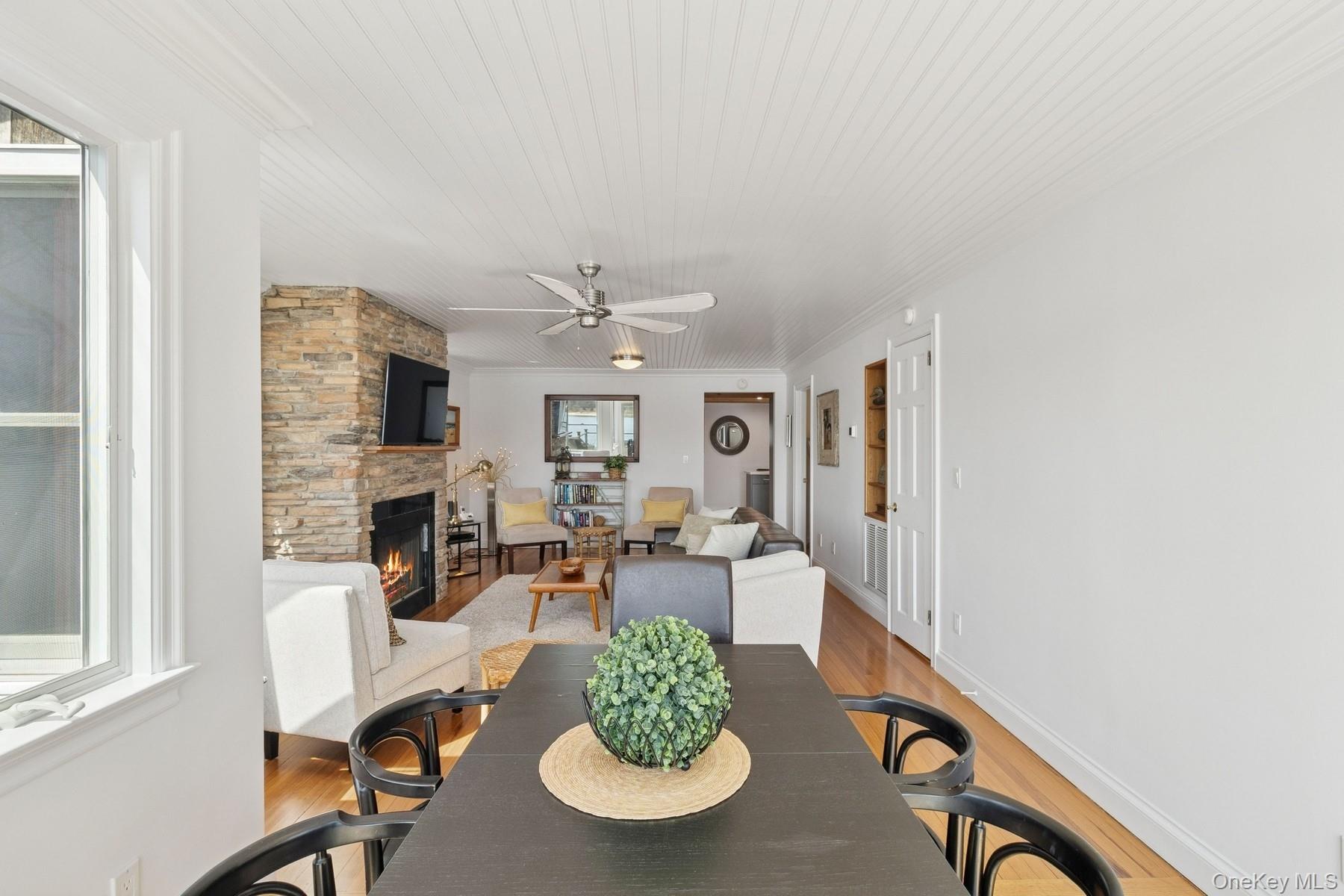 80 Towd Point Road, Southampton, NY 11968