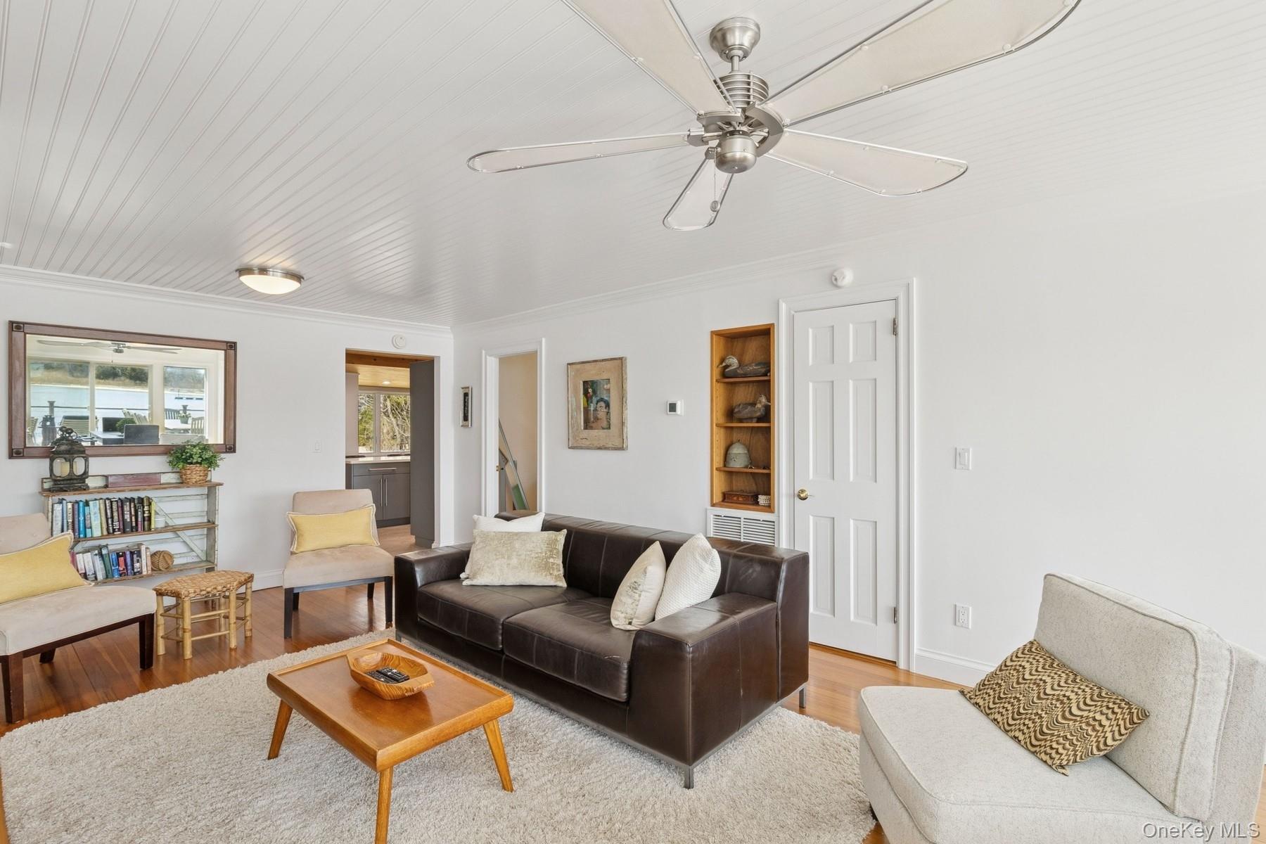 80 Towd Point Road, Southampton, NY 11968