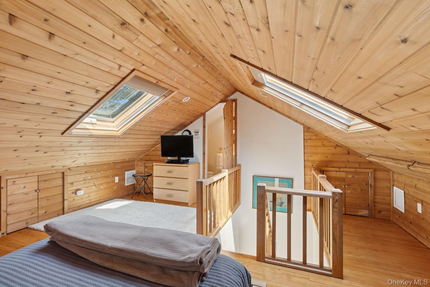 80 Towd Point Road, Southampton, NY 11968