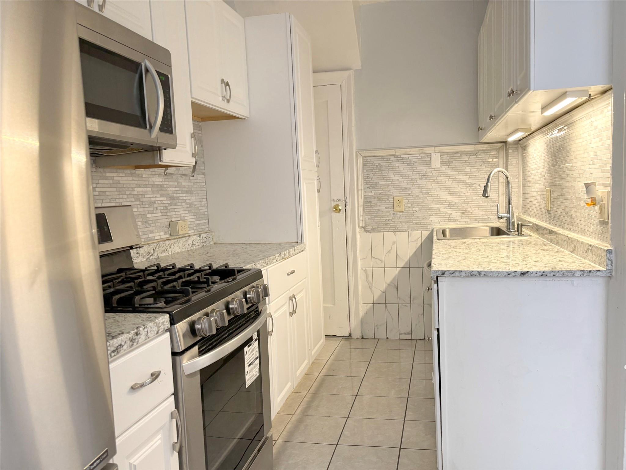 3349 Bouck Avenue, Bronx, NY 10469