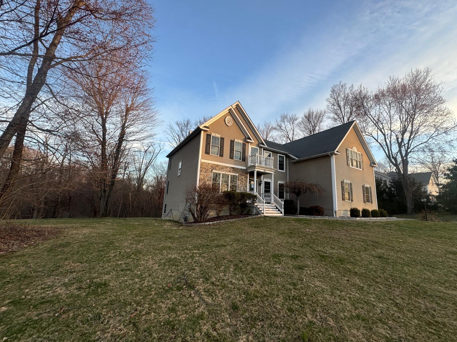 40 Harrisons Trail, Hopewell Junction, NY 12533