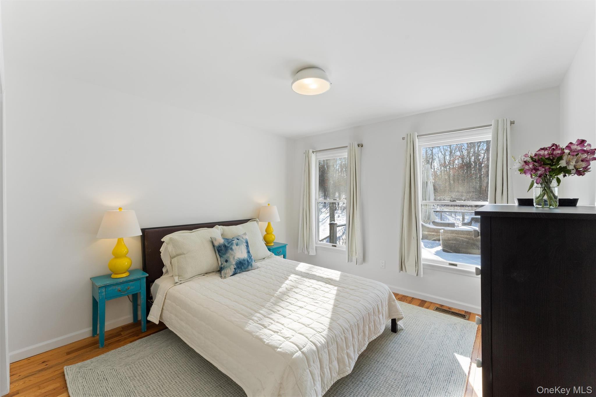 14 Hildreth Road, Hampton Bays, NY 11946