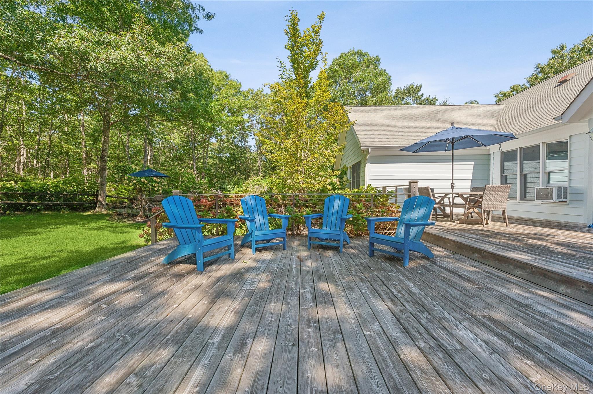 14 Hildreth Road, Hampton Bays, NY 11946