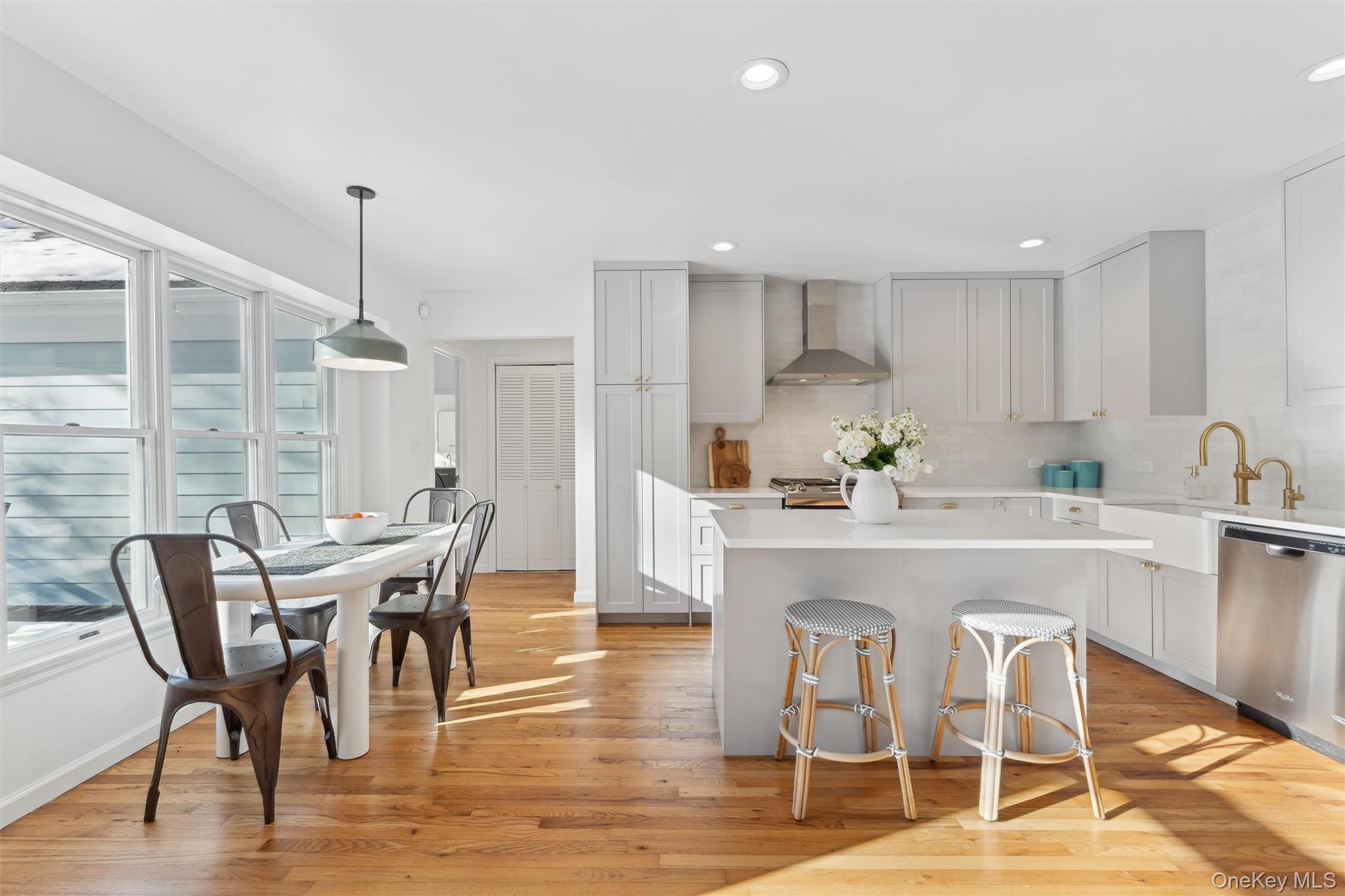 14 Hildreth Road, Hampton Bays, NY 11946