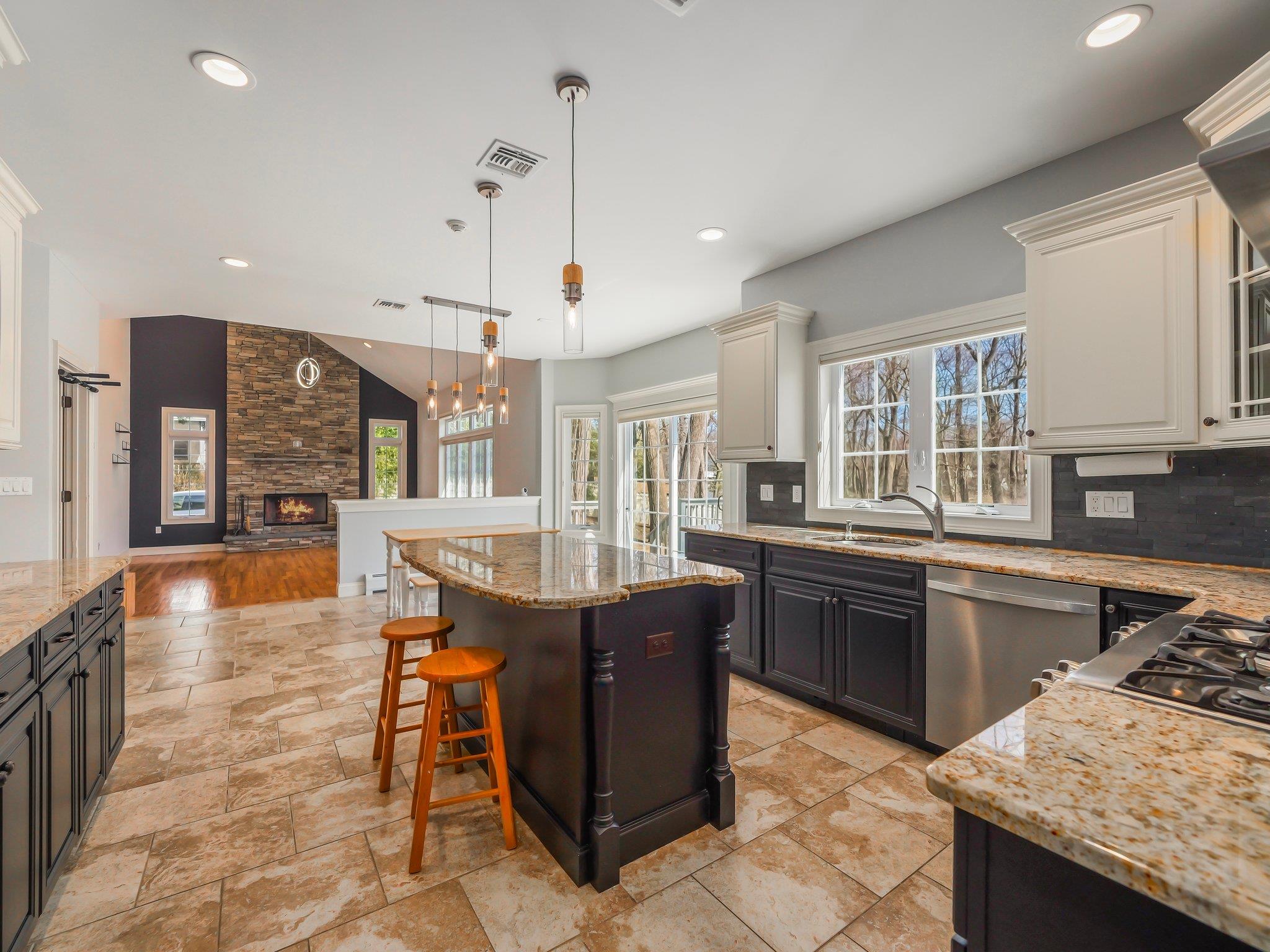 145 Kings Highway, Tappan, NY 10983