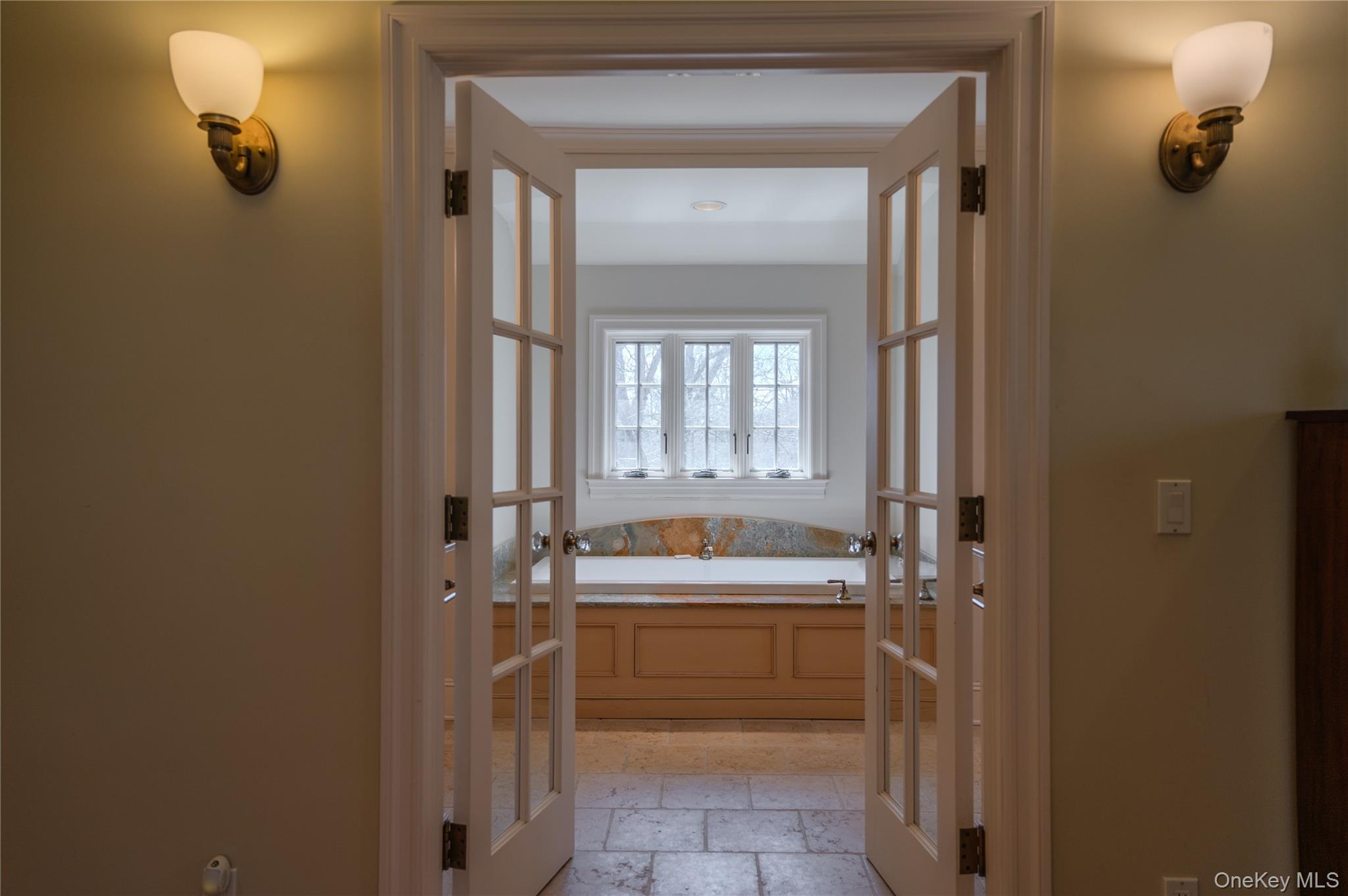 92 Mountain Farm Road, Tuxedo Park, NY 10987