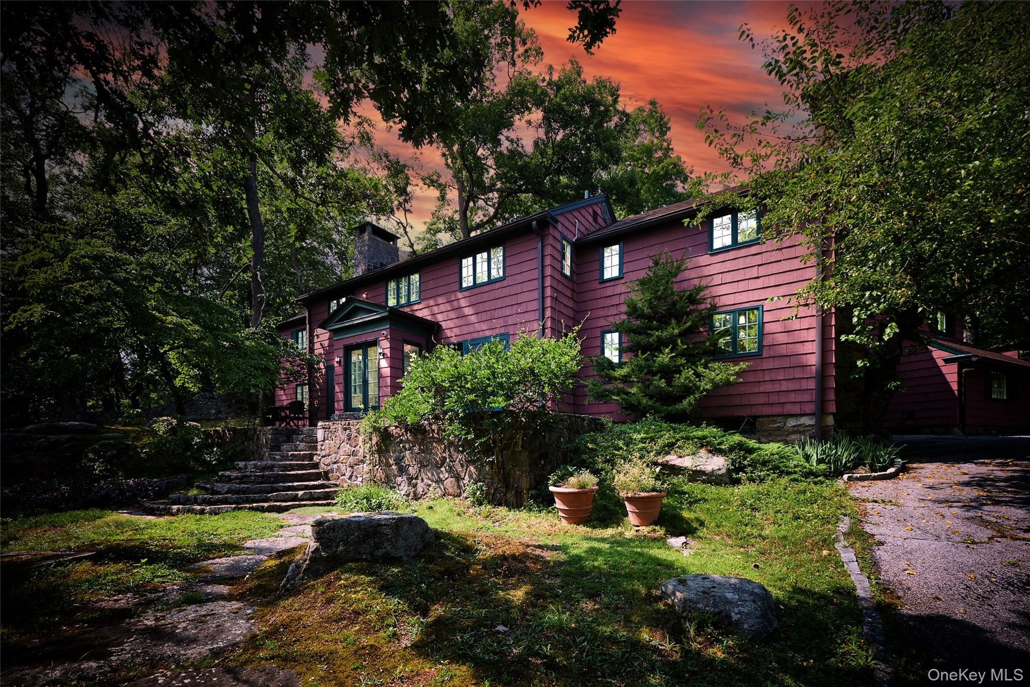 92 Mountain Farm Road, Tuxedo Park, NY 10987