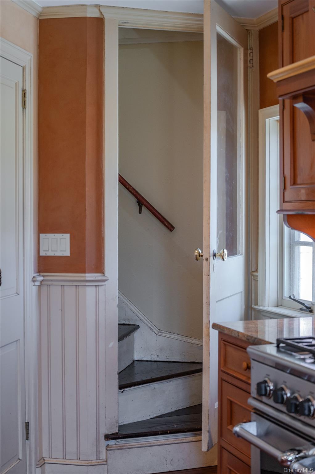 92 Mountain Farm Road, Tuxedo Park, NY 10987