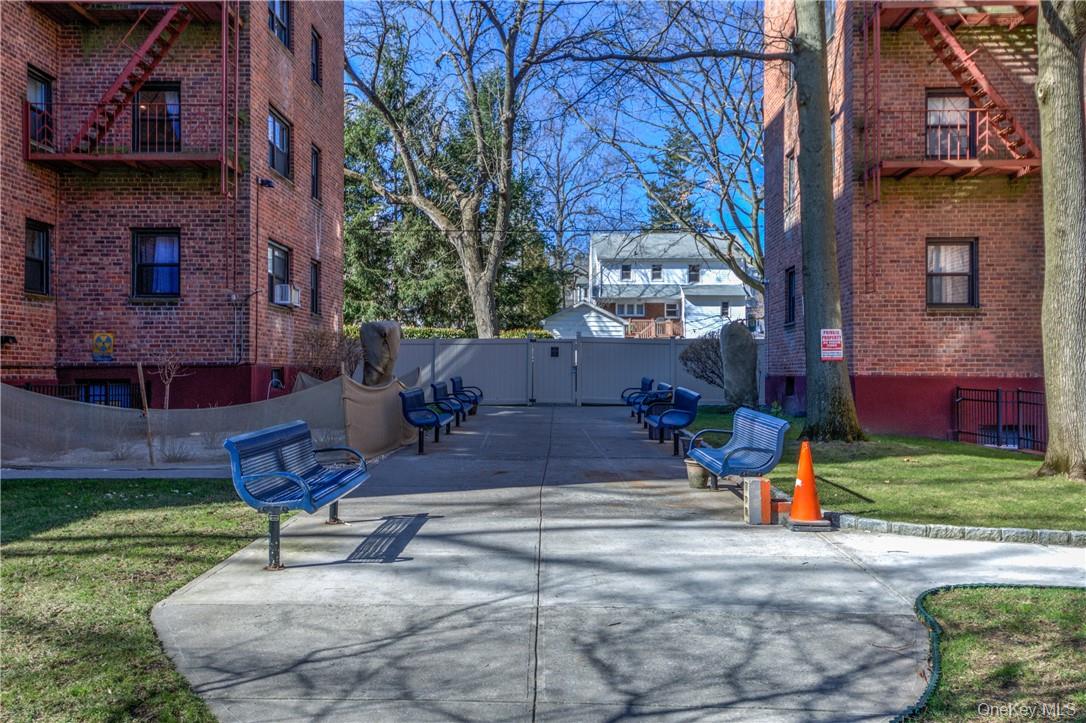 50 White Oak Street # 3G, New Rochelle, NY 10801