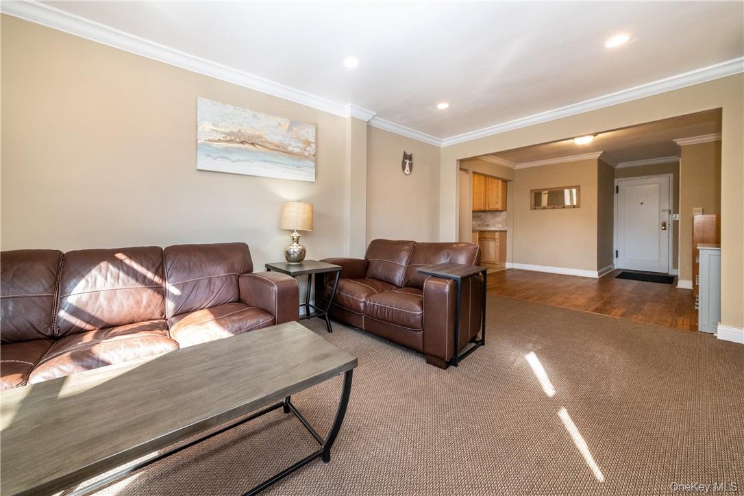 50 White Oak Street # 3G, New Rochelle, NY 10801