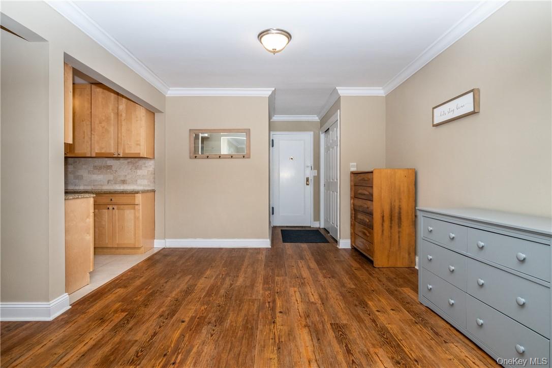 50 White Oak Street # 3G, New Rochelle, NY 10801