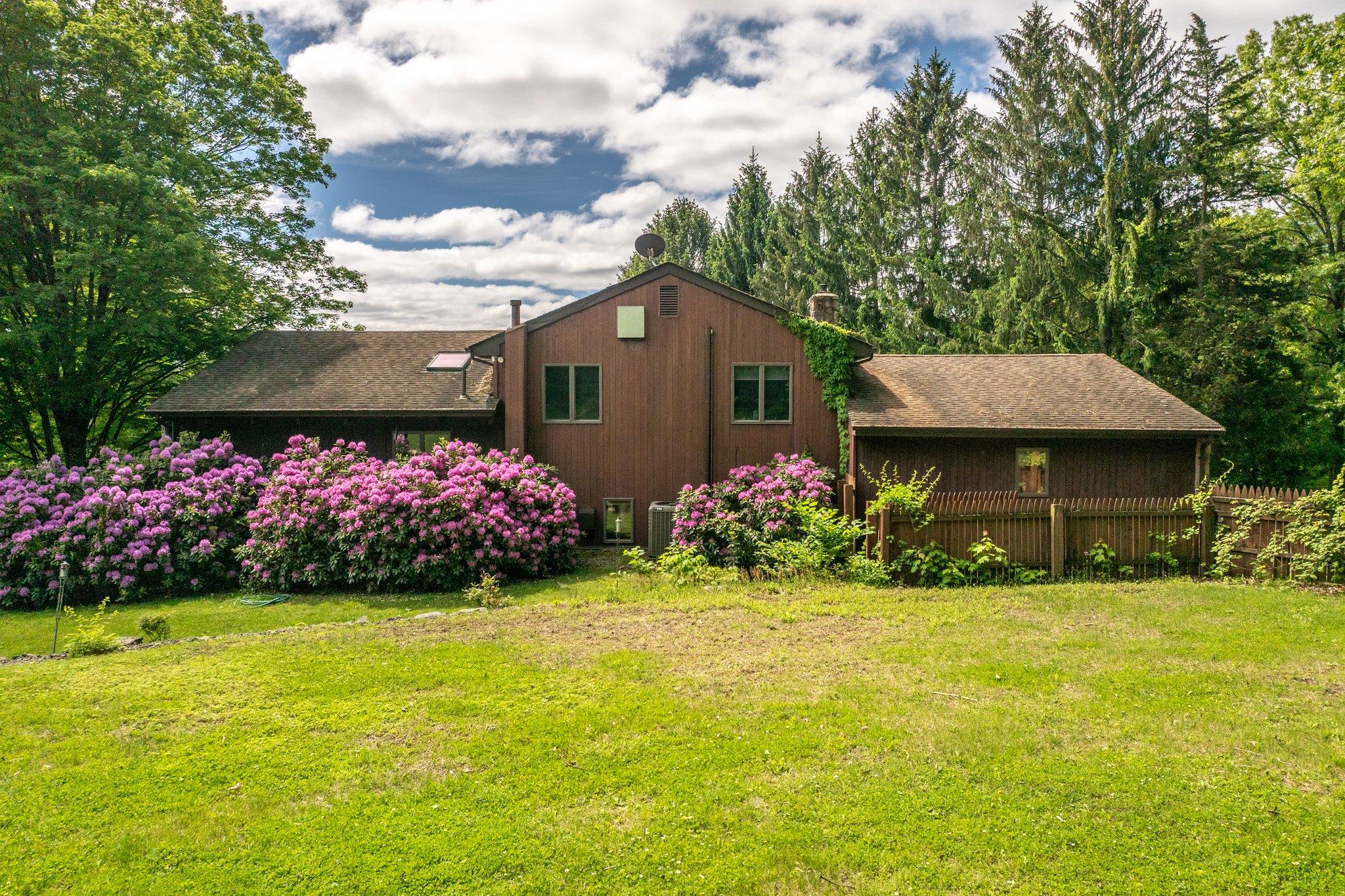 23 Fox Road, Florida, NY 10921