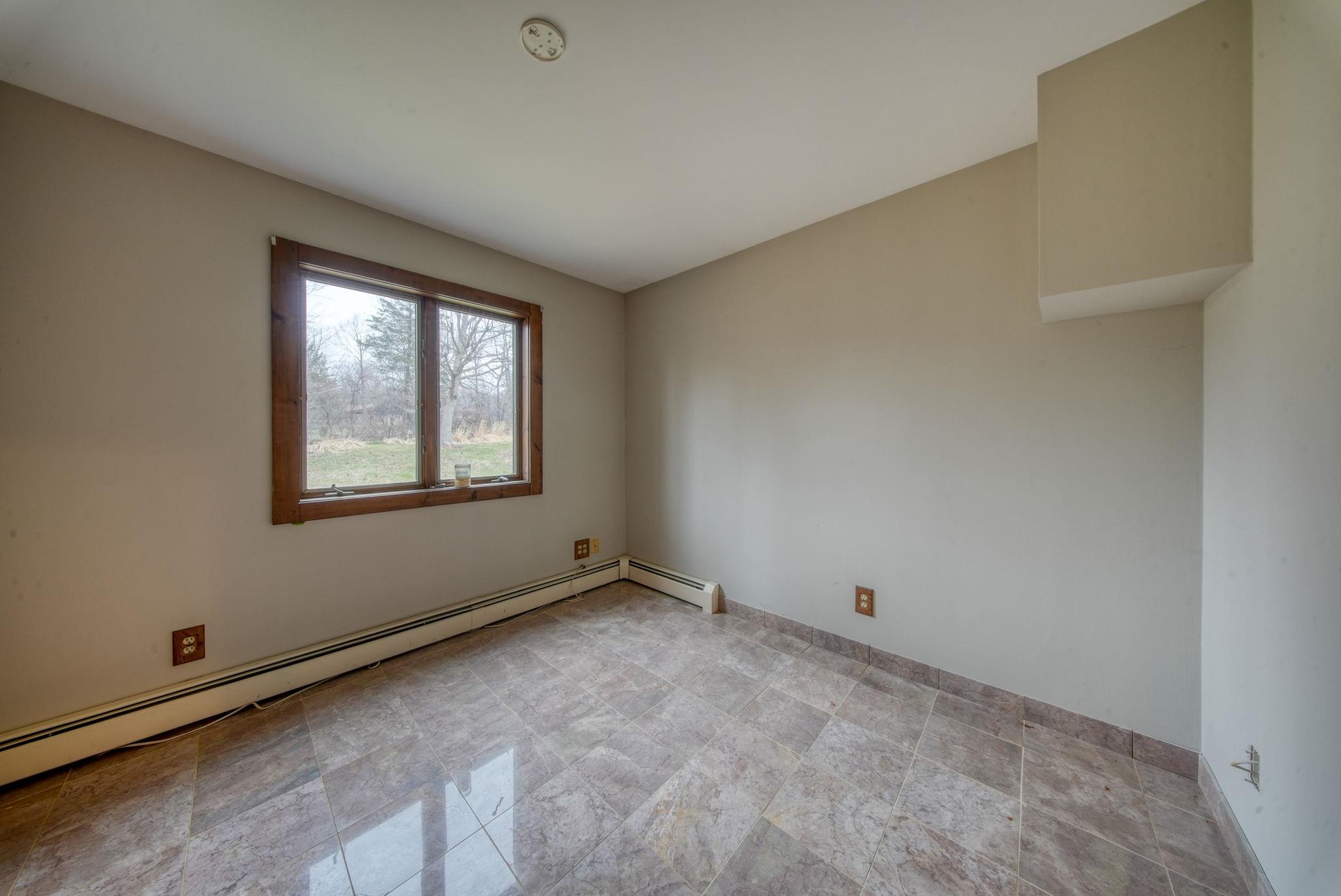 23 Fox Road, Florida, NY 10921