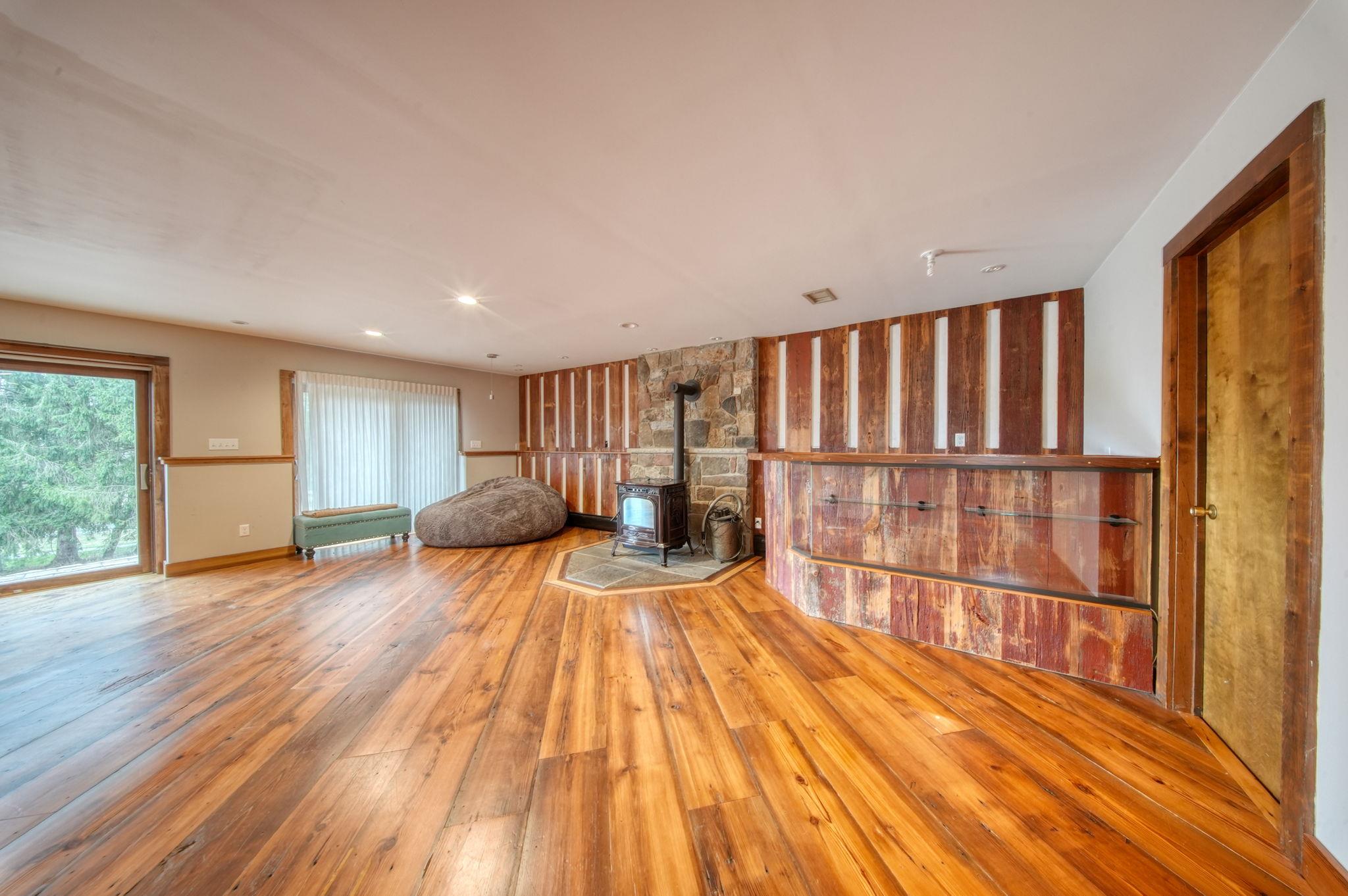 23 Fox Road, Florida, NY 10921