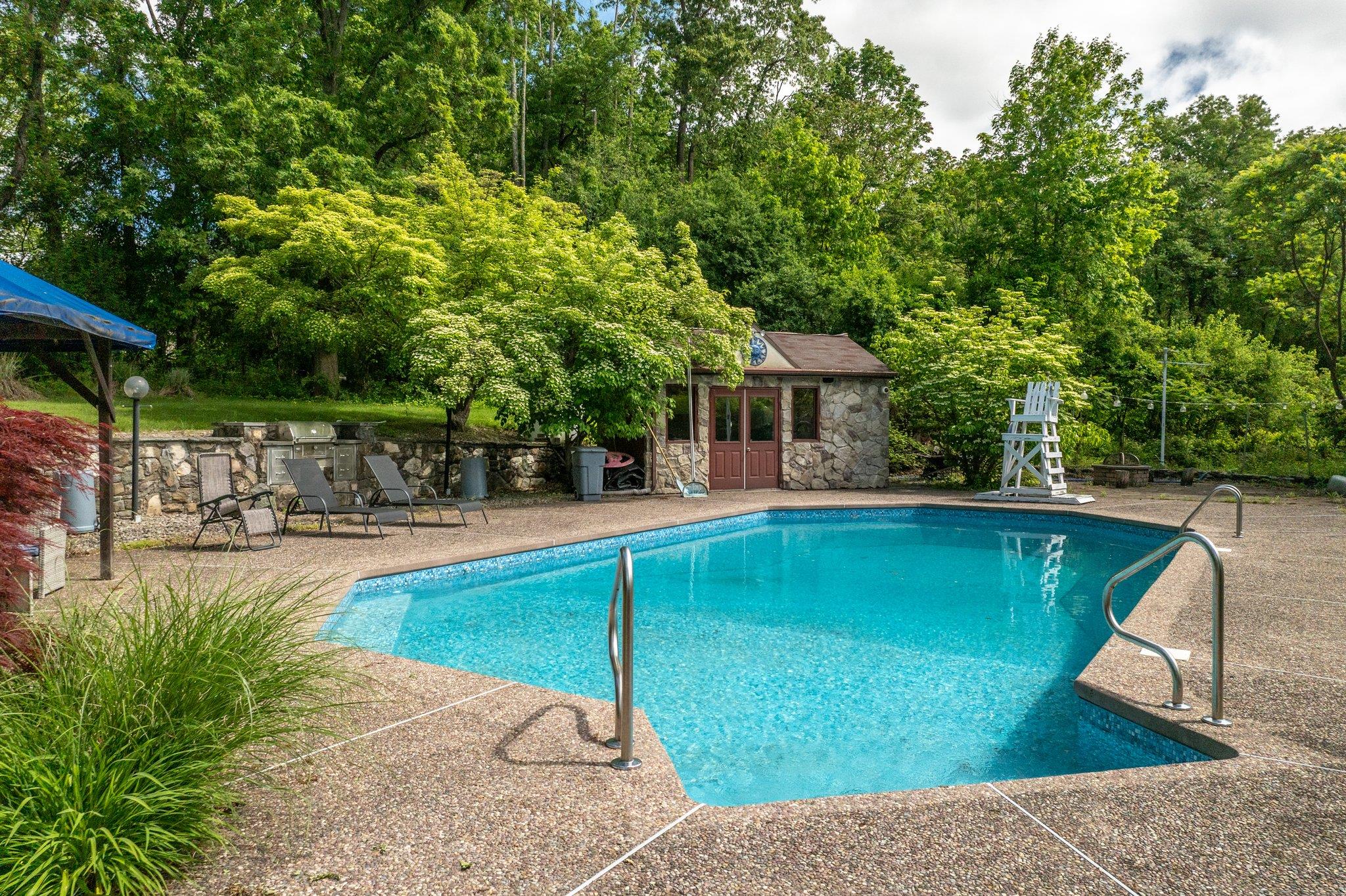 23 Fox Road, Florida, NY 10921