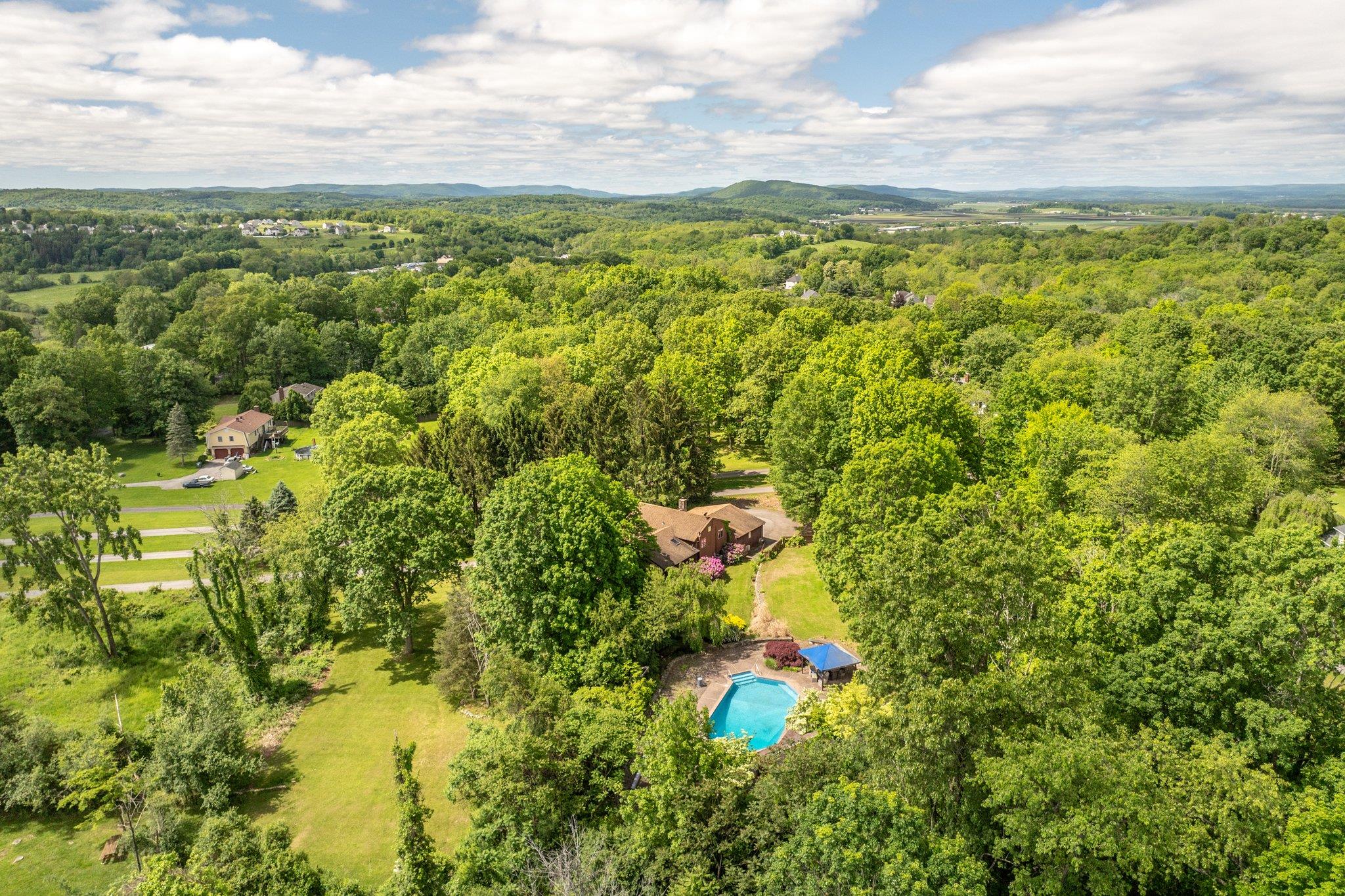 23 Fox Road, Florida, NY 10921