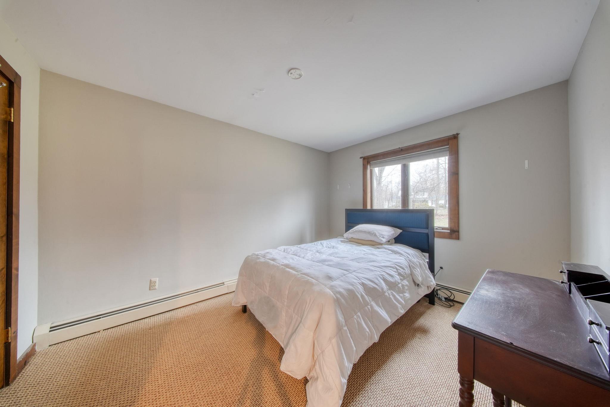 23 Fox Road, Florida, NY 10921