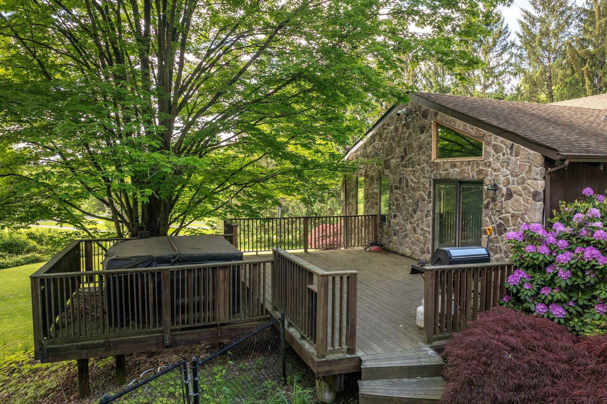 23 Fox Road, Florida, NY 10921