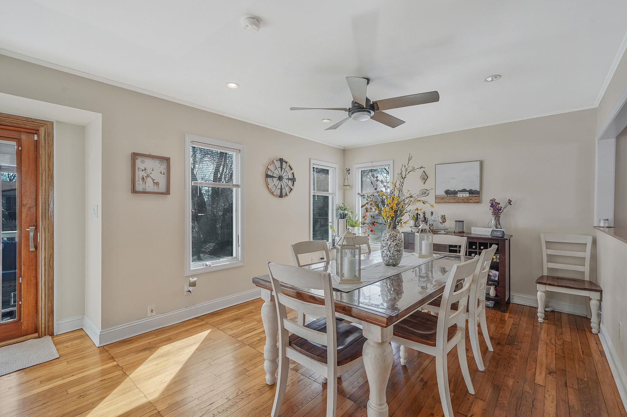 793 Bohemia Parkway, Bohemia, NY 11716