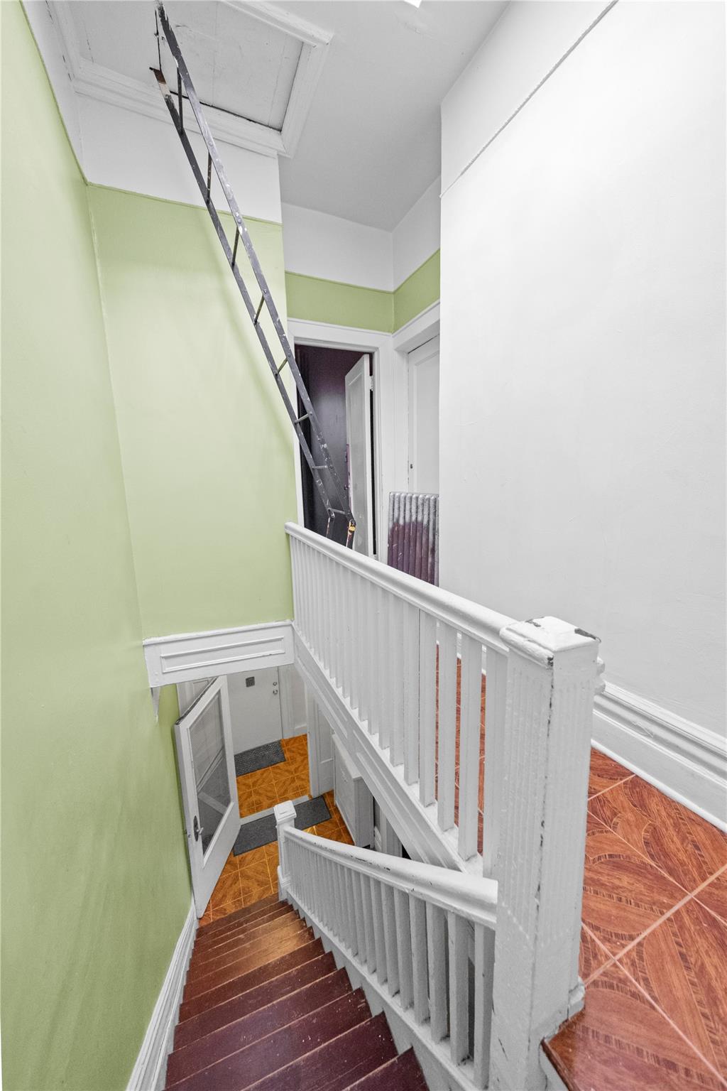 968 St. Johns, Brooklyn, NY 11213