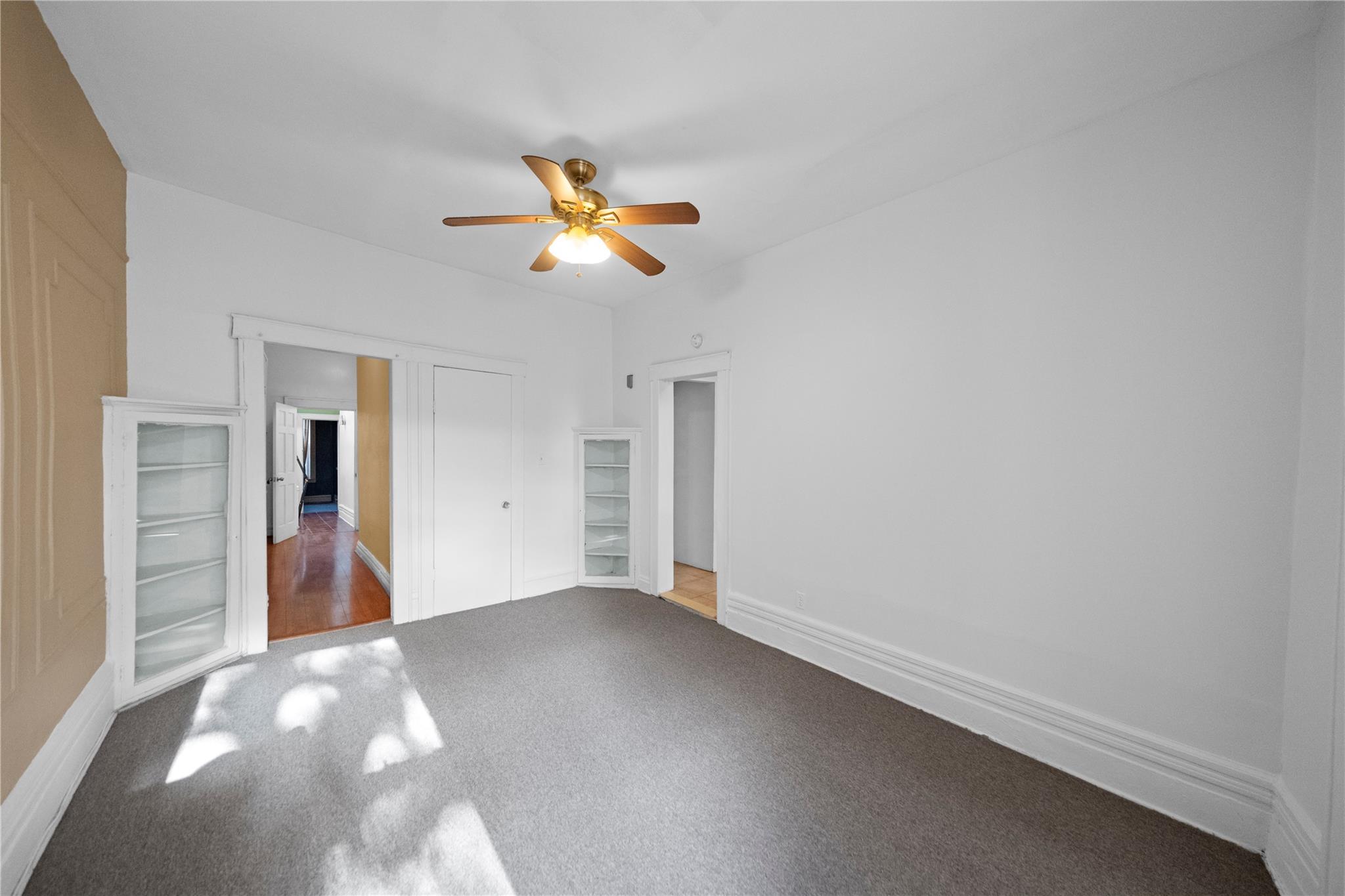 968 St. Johns, Brooklyn, NY 11213