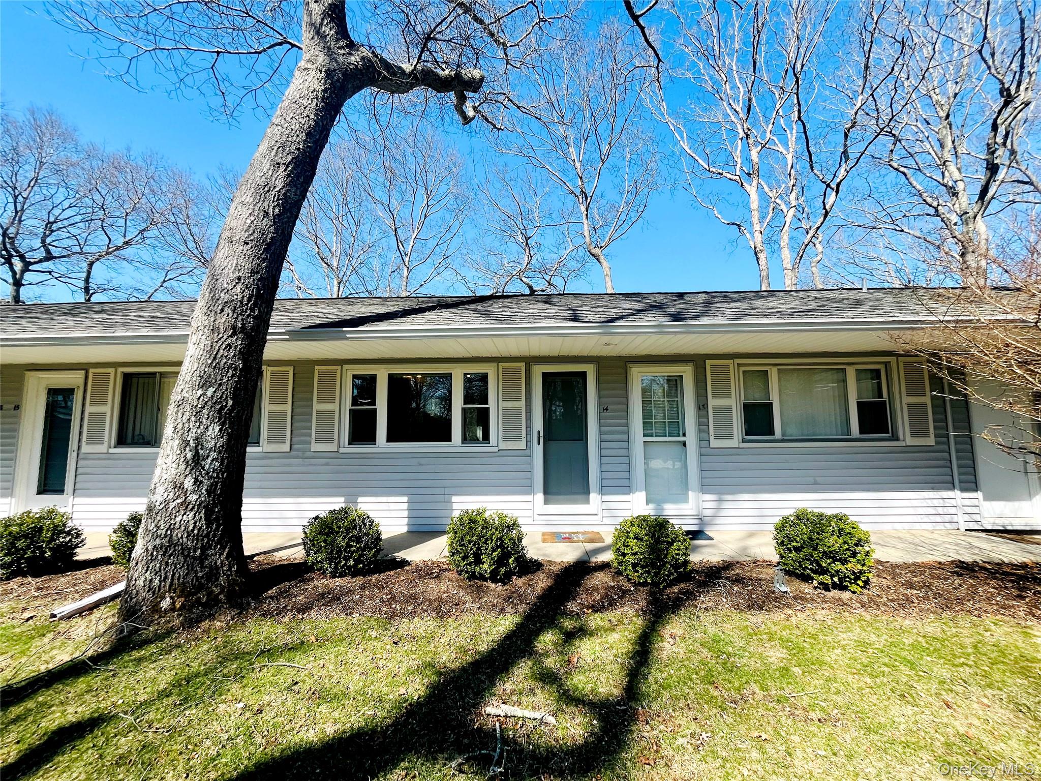 90 Springville Road # 14, Hampton Bays, NY 11946