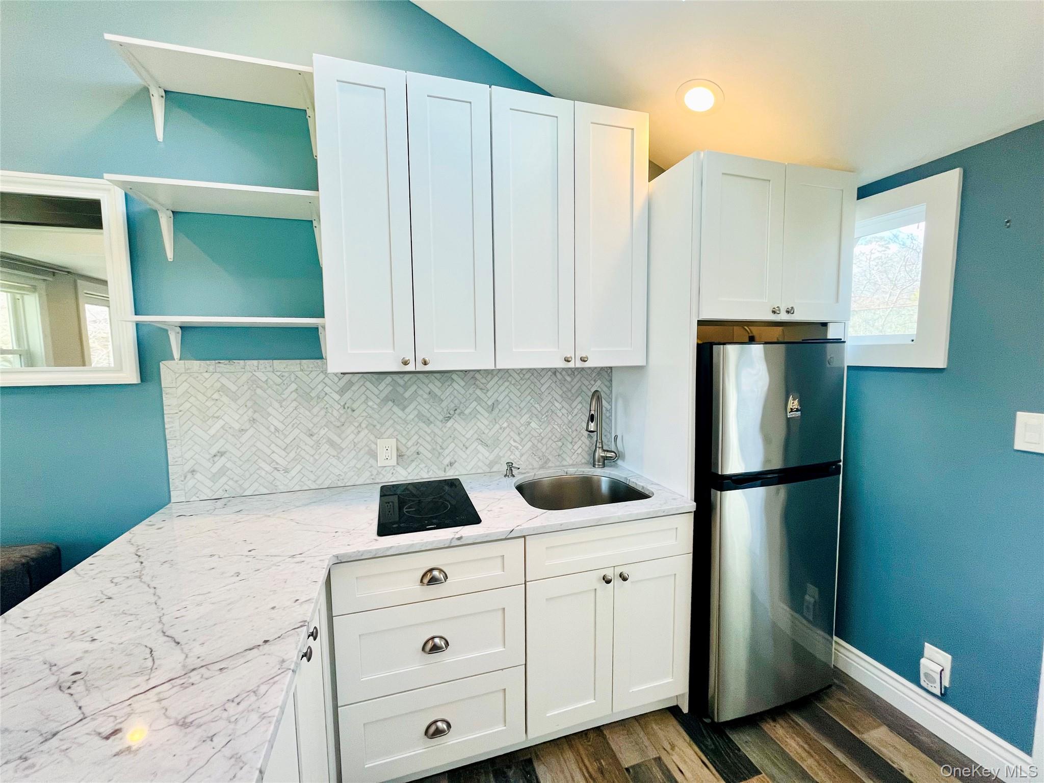 90 Springville Road # 14, Hampton Bays, NY 11946