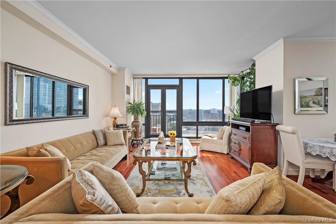 10 City Place # 18D, White Plains, NY 10601
