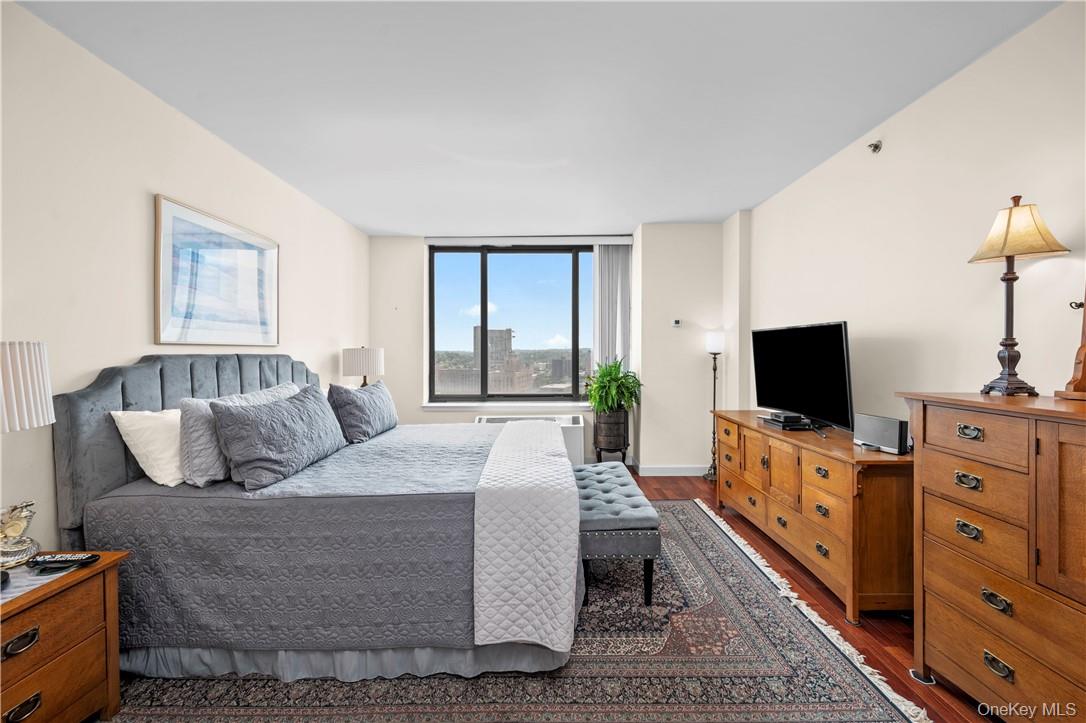 10 City Place # 18D, White Plains, NY 10601