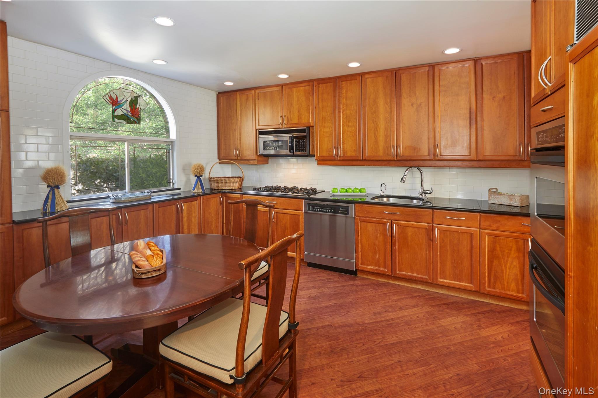 4425 Douglas Avenue, Bronx, NY 10471