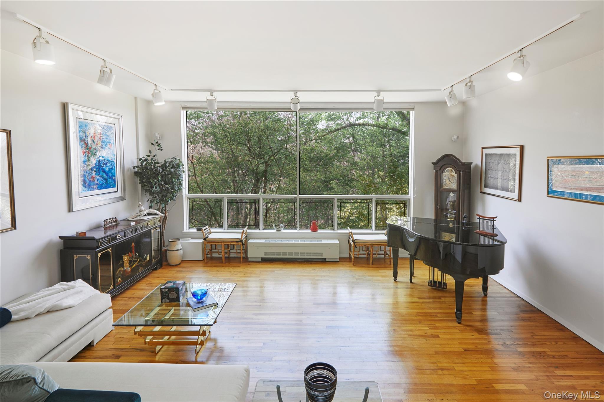 4425 Douglas Avenue, Bronx, NY 10471